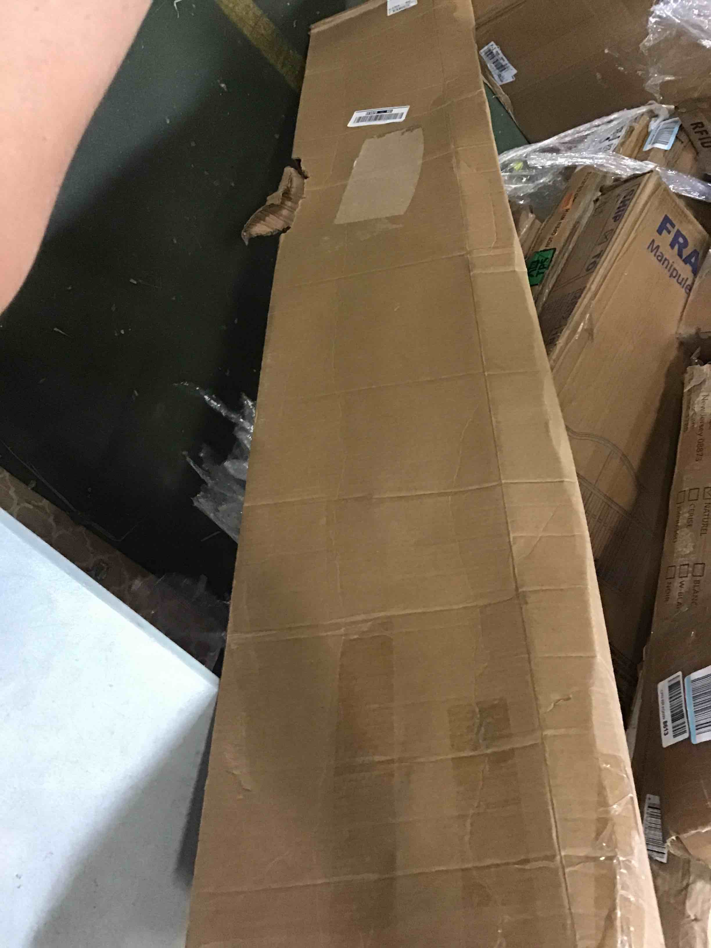 https://s3.amazonaws.com/lotting-images-prod/bidfta/BLU5177796_1691428162393.jpeg