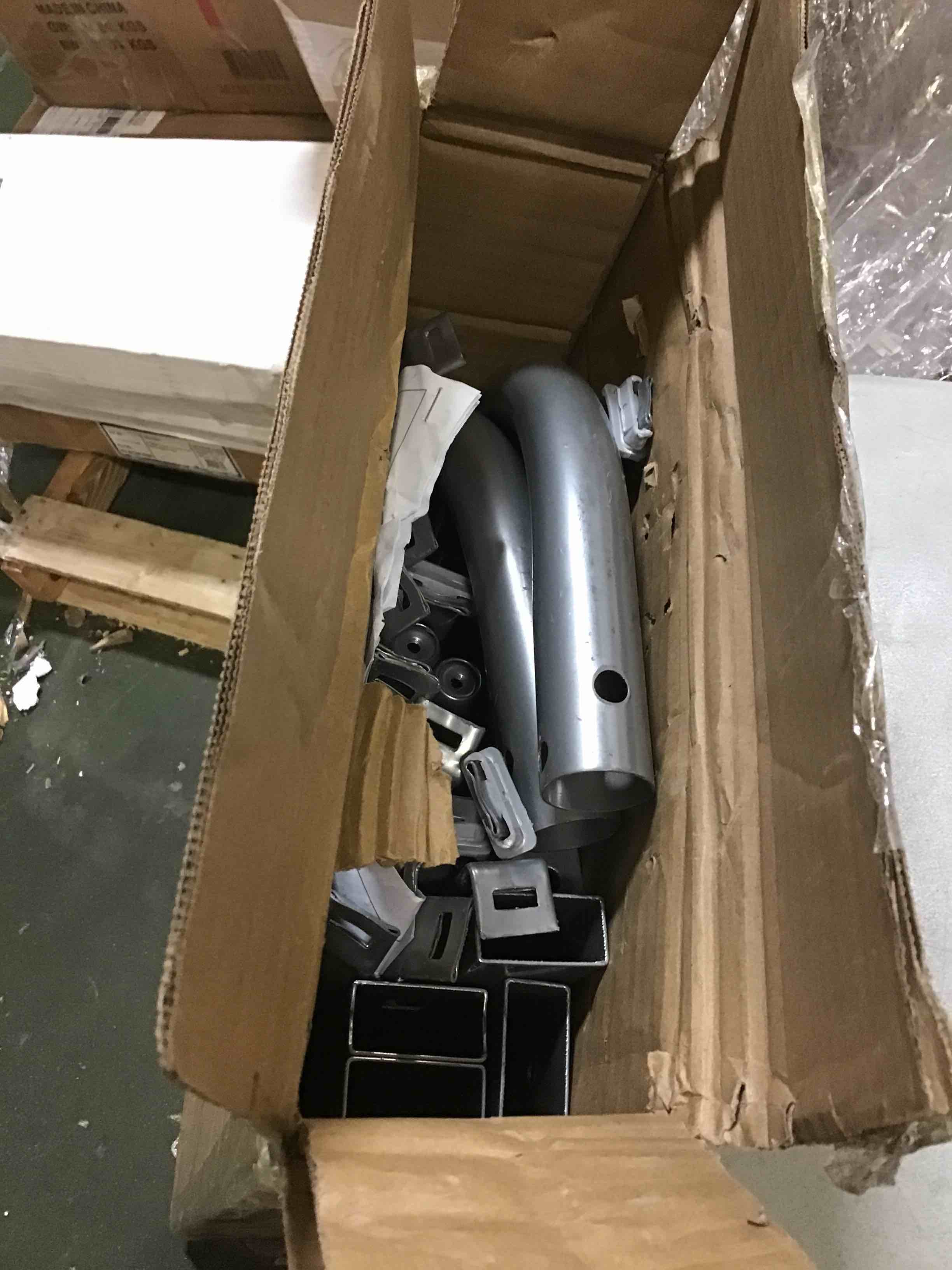 https://s3.amazonaws.com/lotting-images-prod/bidfta/BLU5177866_1691437695623.jpeg
