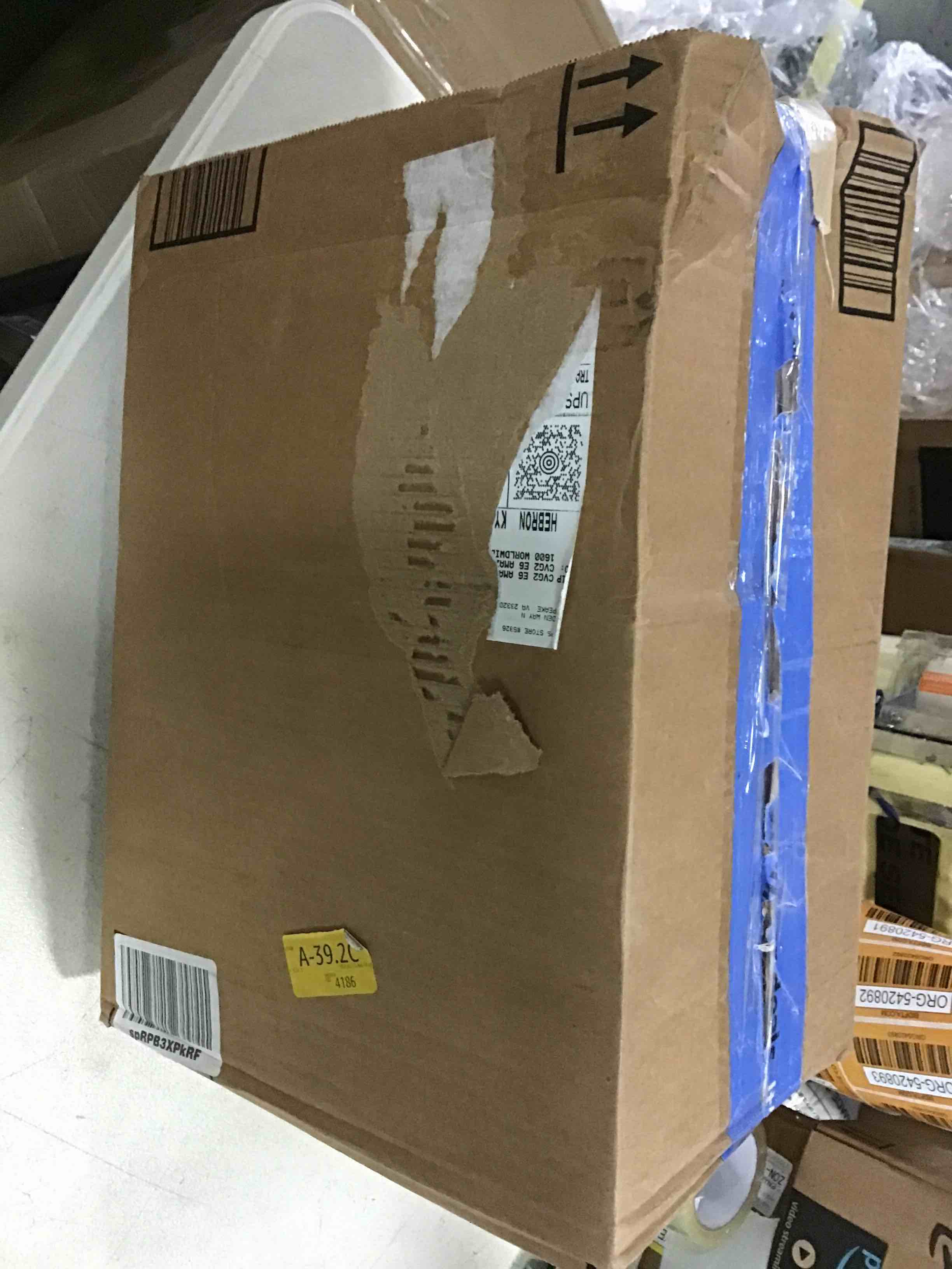 https://s3.amazonaws.com/lotting-images-prod/bidfta/BLU5178315_1691669956877.jpeg