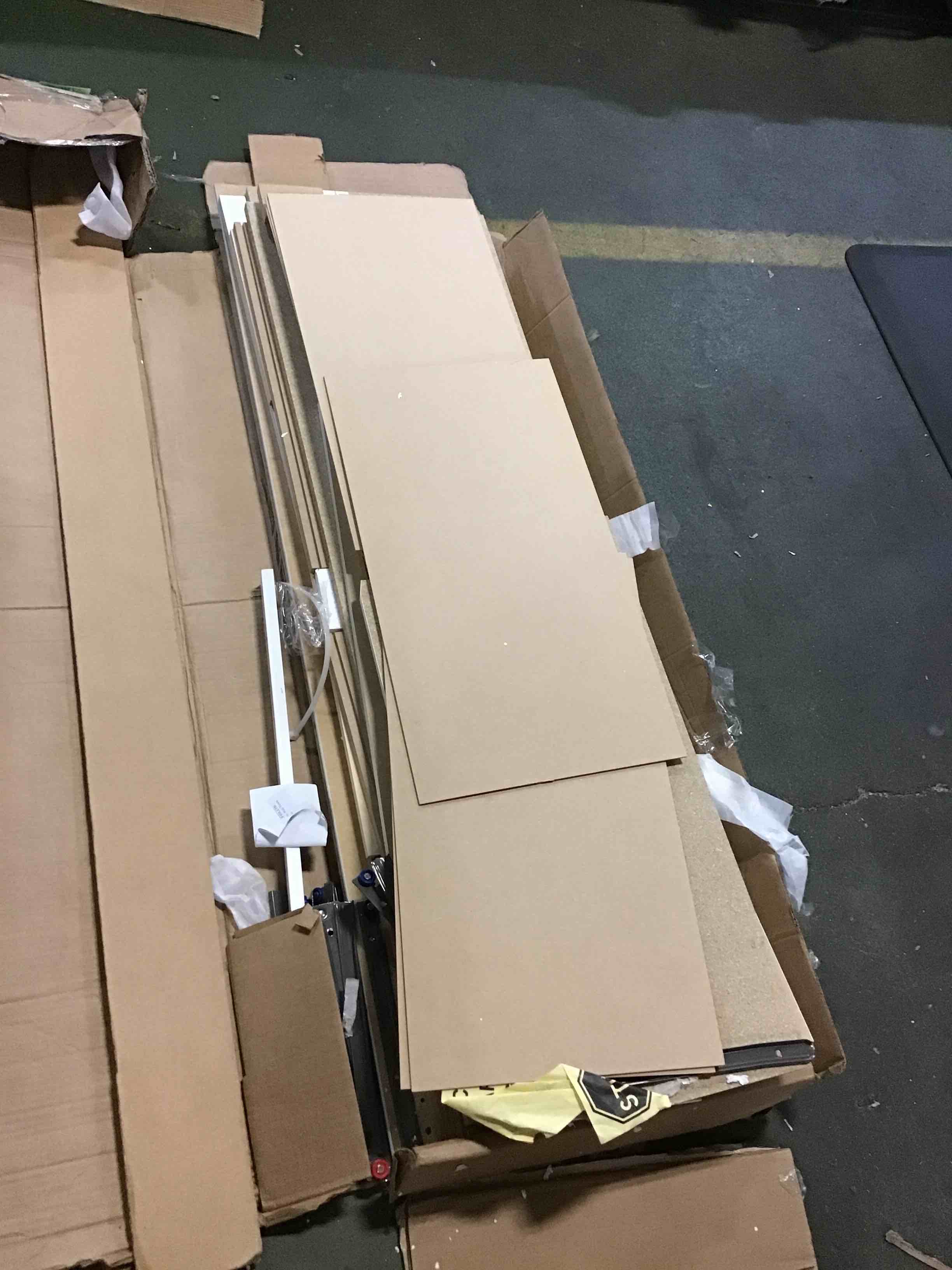 https://s3.amazonaws.com/lotting-images-prod/bidfta/BLU5178655_1691418294656.jpeg