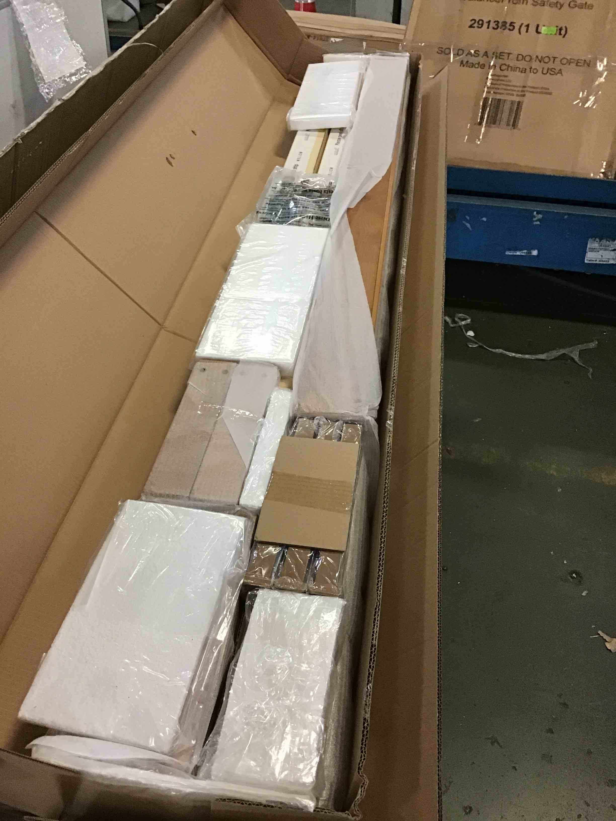 https://s3.amazonaws.com/lotting-images-prod/bidfta/BLU5178705_1691432667346.jpeg