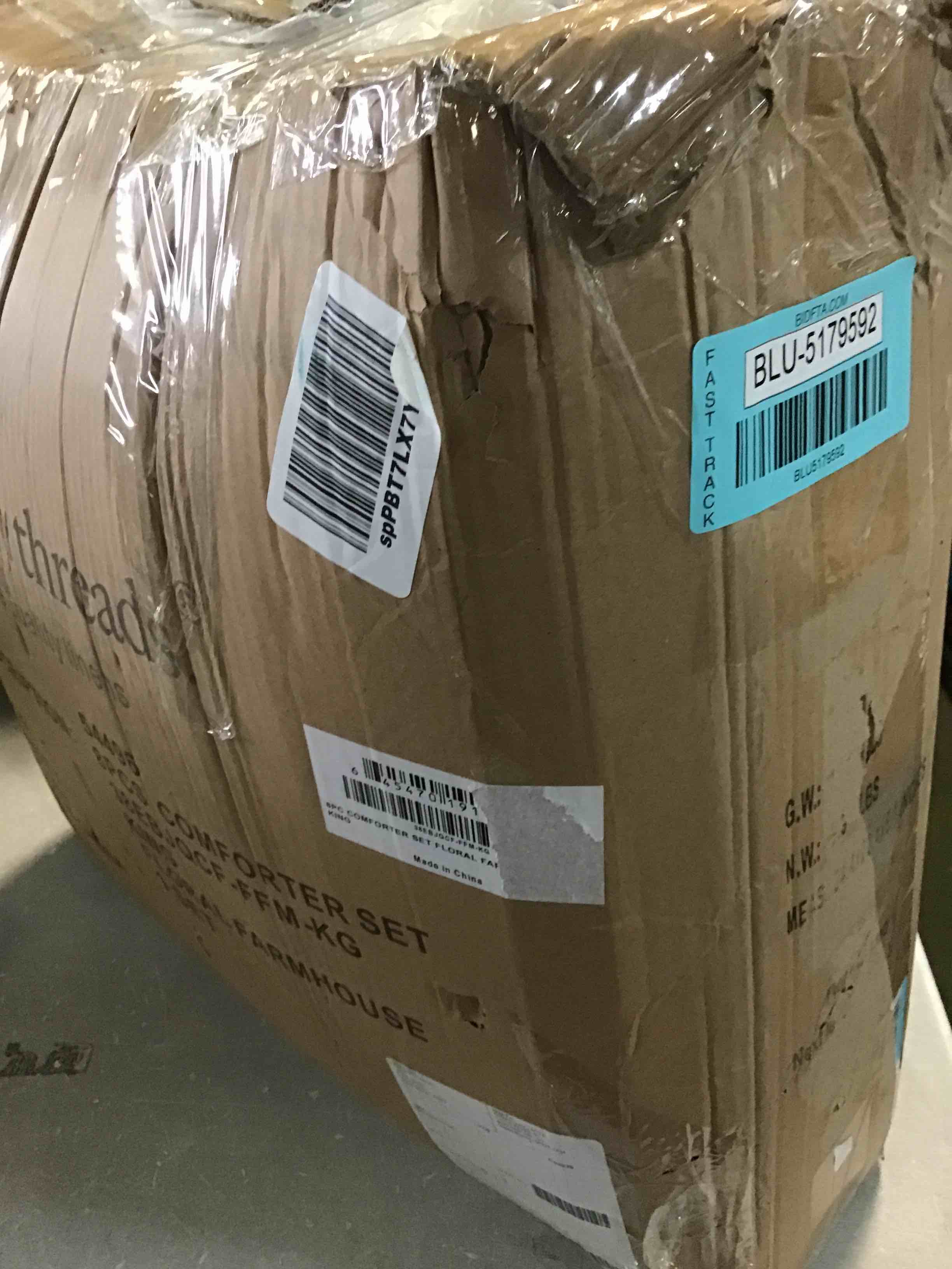 https://s3.amazonaws.com/lotting-images-prod/bidfta/BLU5179592_1692213856212.jpeg