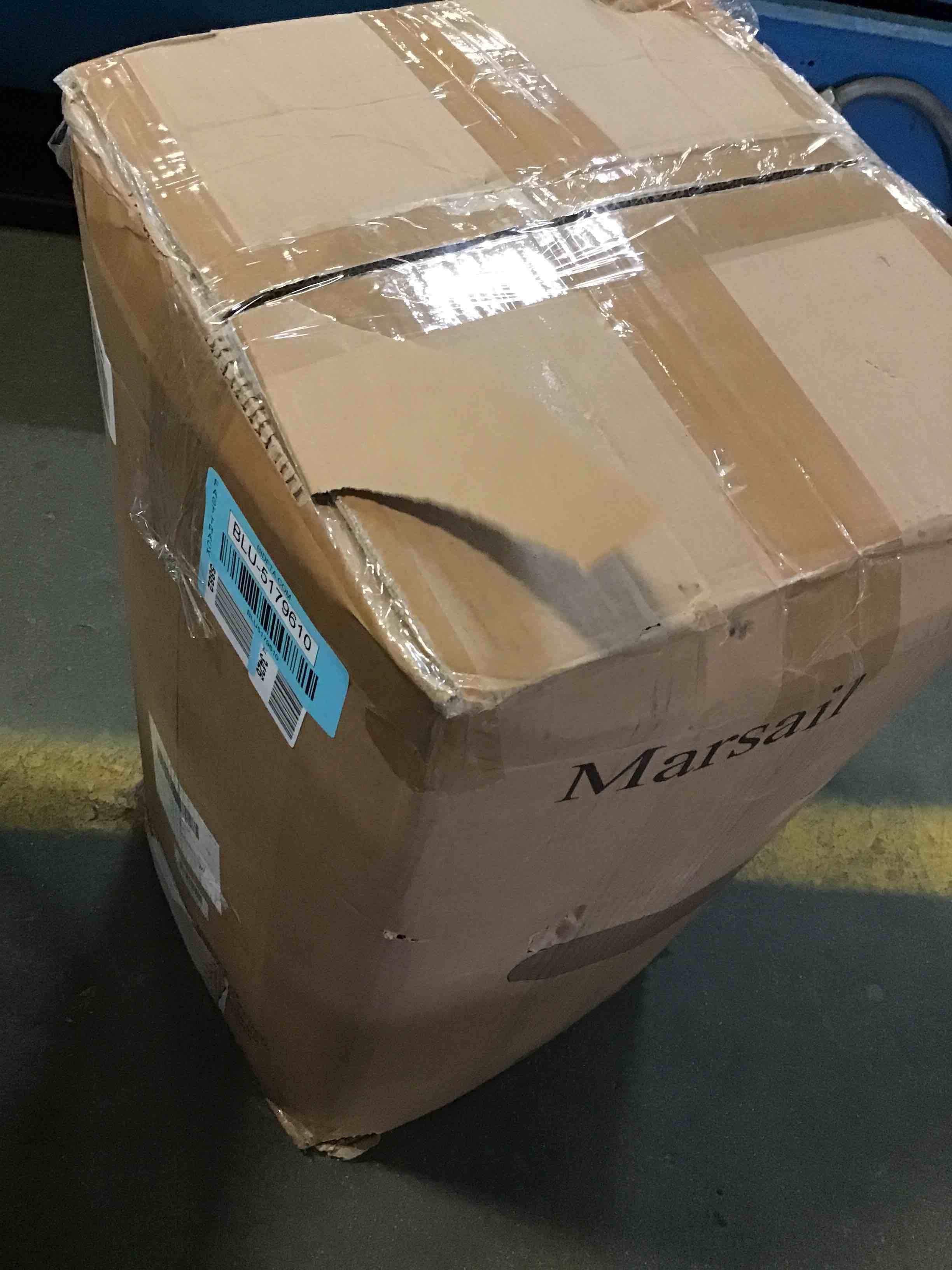 https://s3.amazonaws.com/lotting-images-prod/bidfta/BLU5179610_1692216170742.jpeg