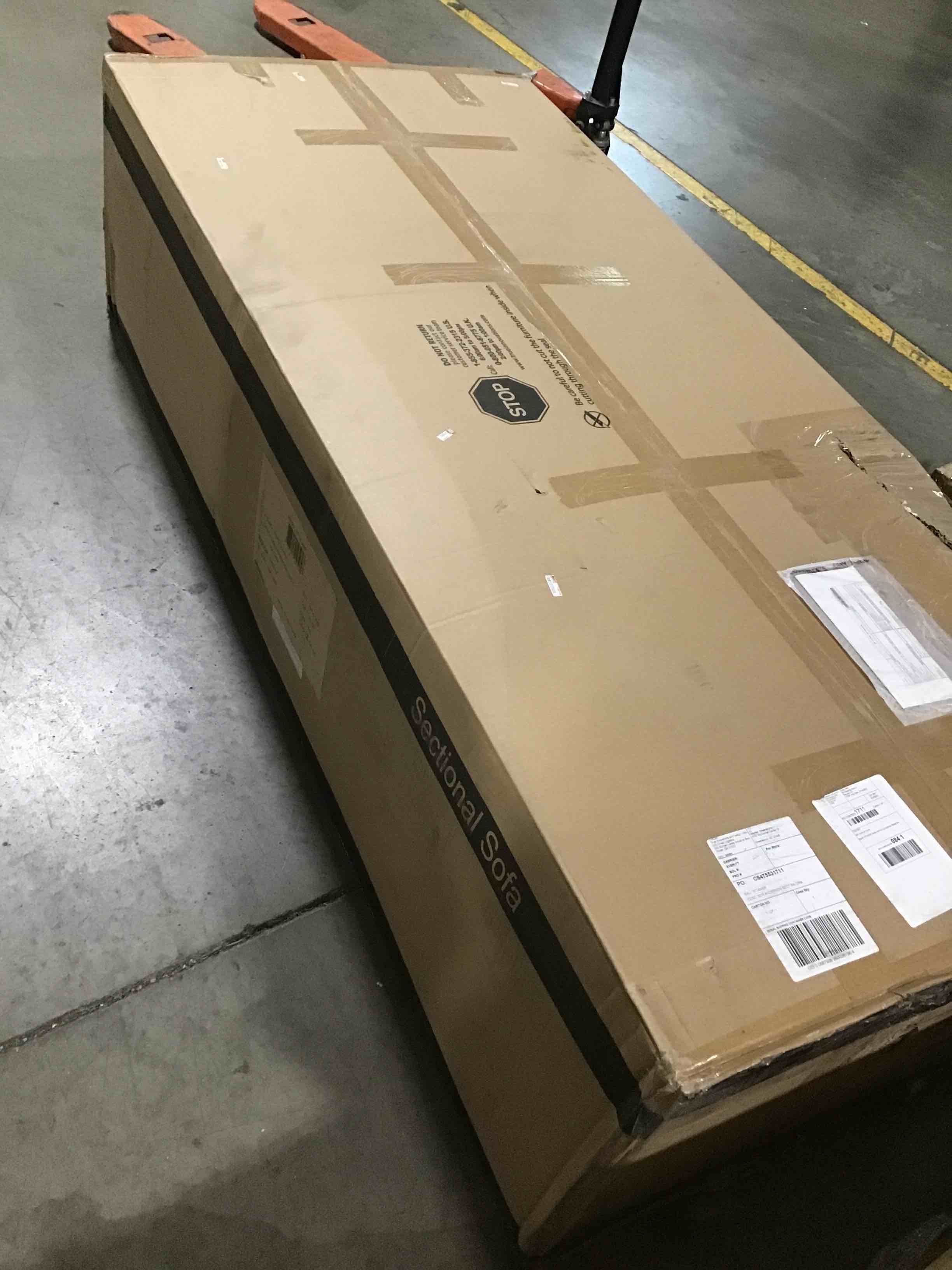 https://s3.amazonaws.com/lotting-images-prod/bidfta/BLU5179952_1691412906564.jpeg