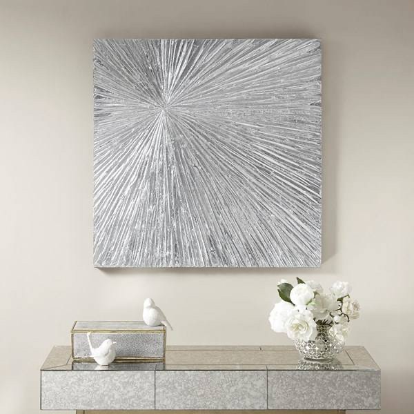Madison Park Signature Sunburst Silver Resin Dimensional Palm Box in Silver - Olliix MPS95A-0022