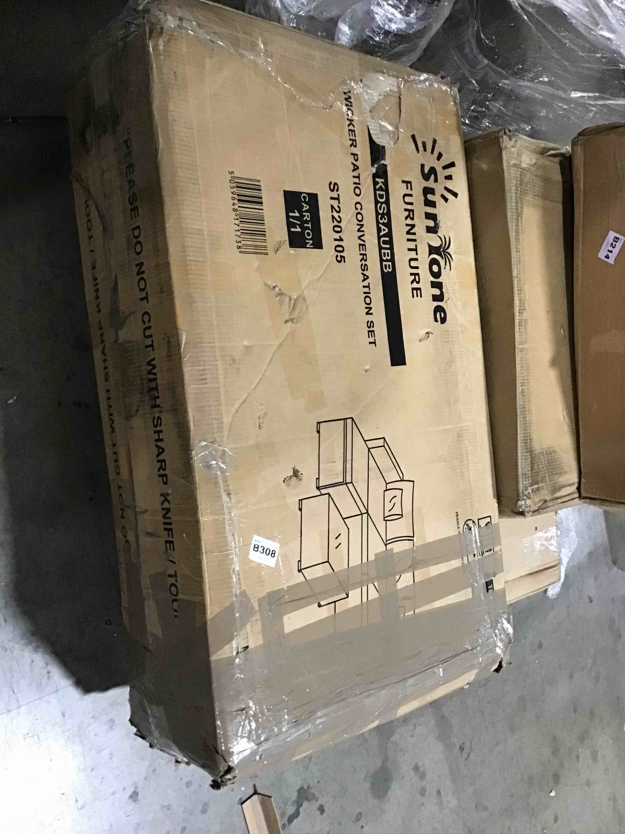 https://s3.amazonaws.com/lotting-images-prod/bidfta/BLU5180330_1691694216414.jpeg