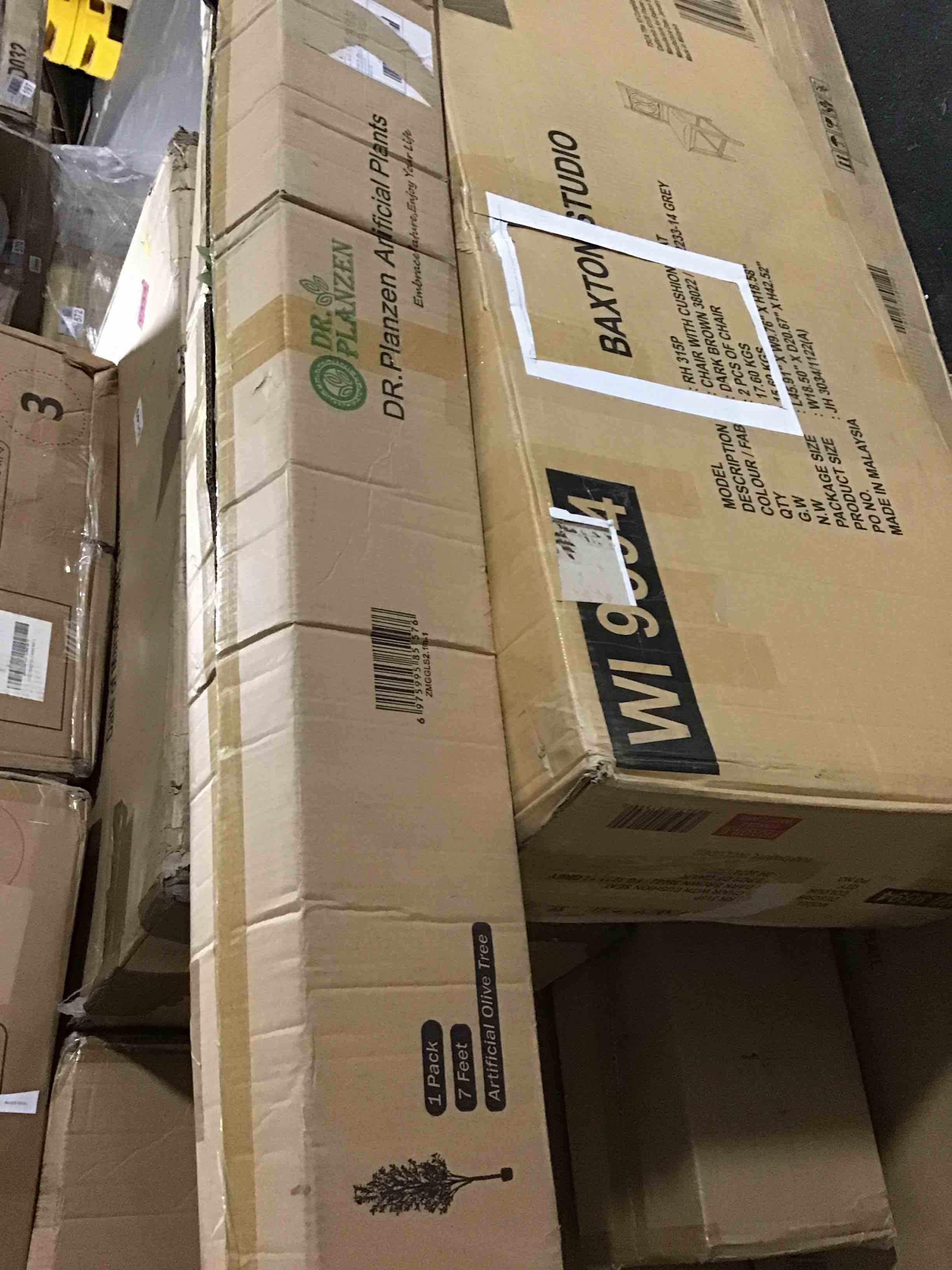 https://s3.amazonaws.com/lotting-images-prod/bidfta/BLU5180721_1692285891758.jpeg