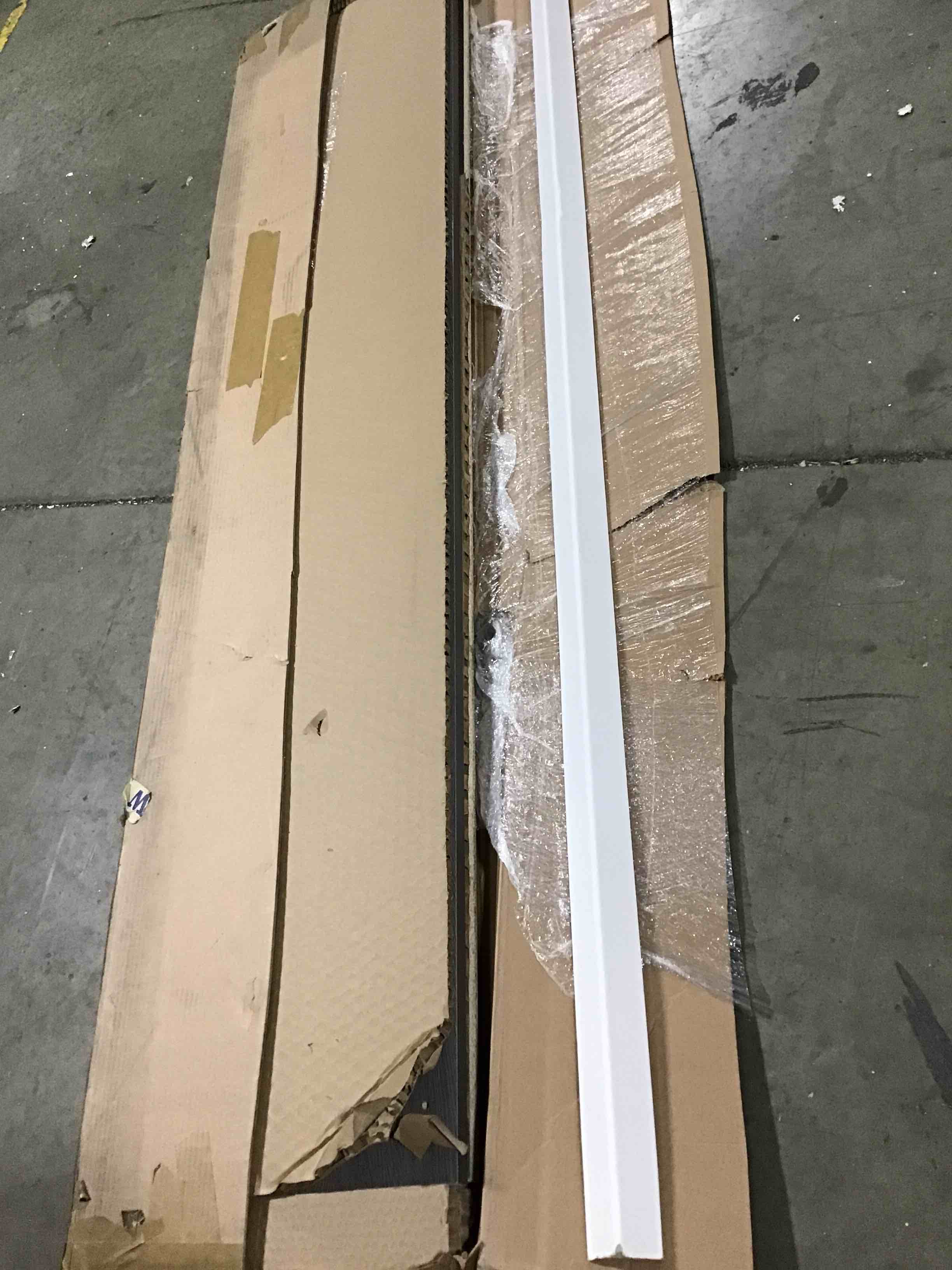 https://s3.amazonaws.com/lotting-images-prod/bidfta/BLU5180994_1692710738941.jpeg