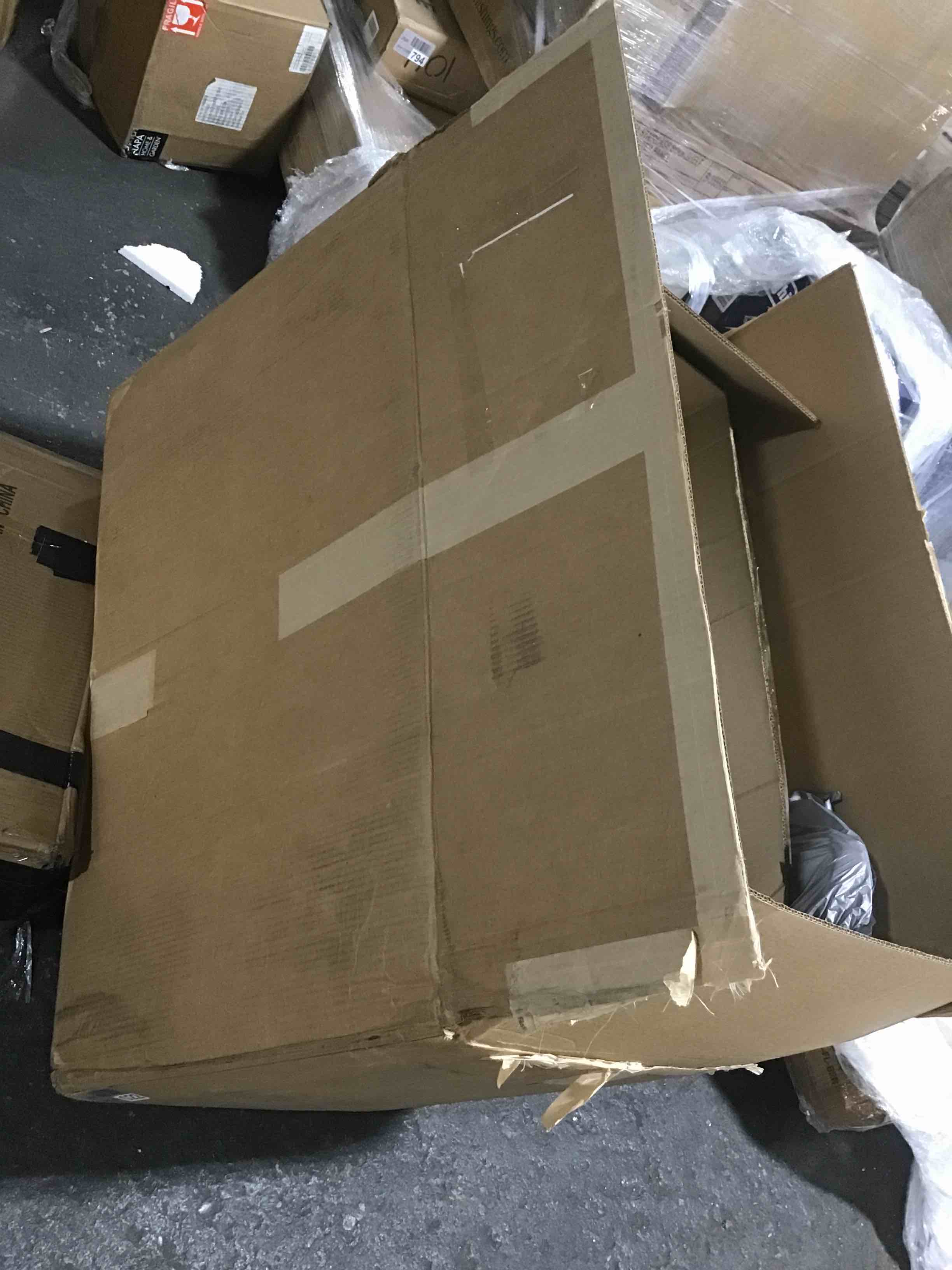 https://s3.amazonaws.com/lotting-images-prod/bidfta/BLU5181210_1692977723321.jpeg