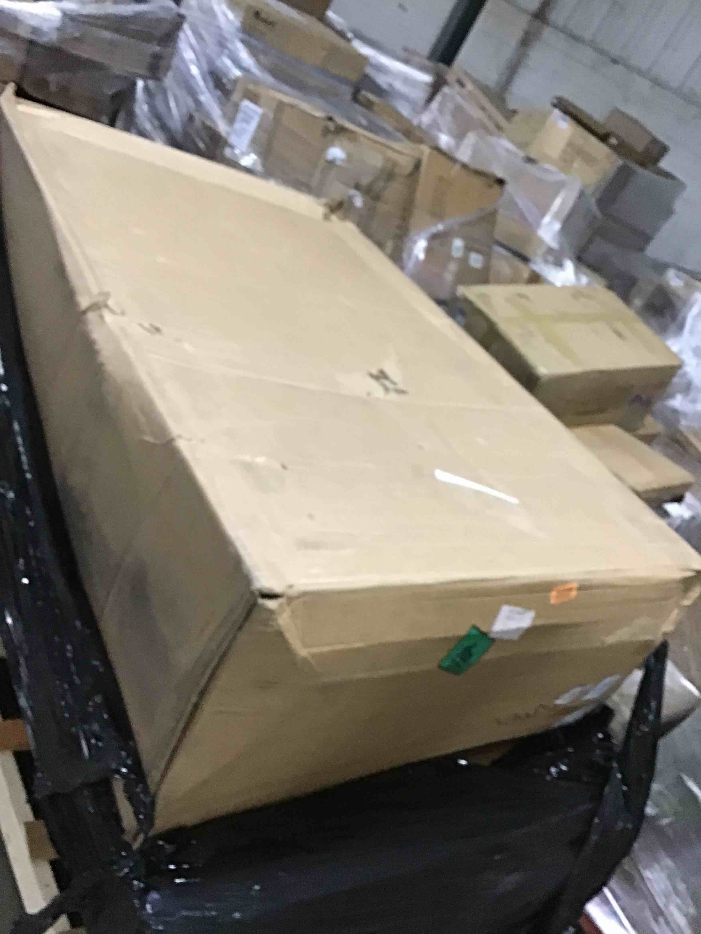https://s3.amazonaws.com/lotting-images-prod/bidfta/BLU5181353_1693252191783.jpeg