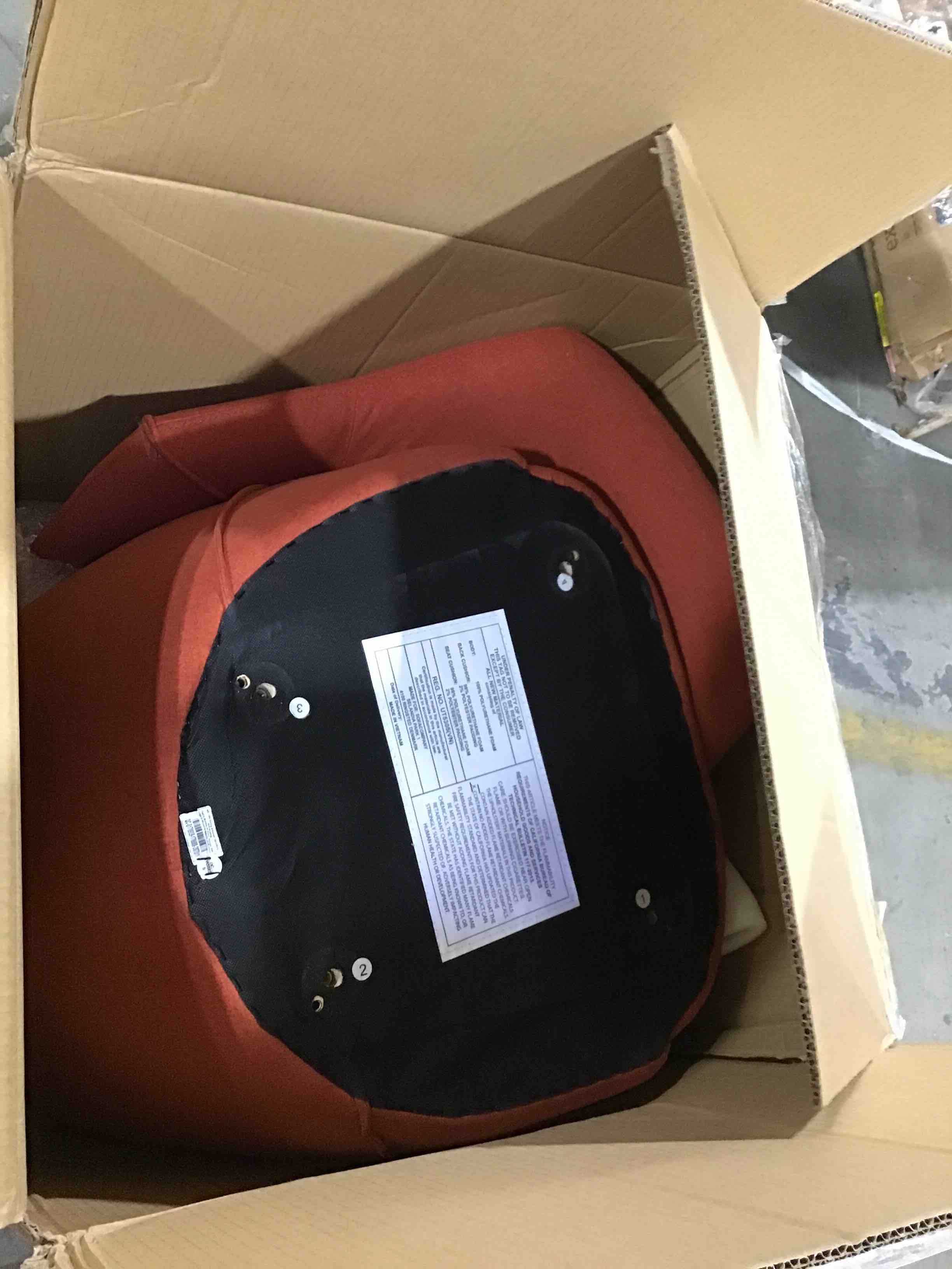https://s3.amazonaws.com/lotting-images-prod/bidfta/BLU5181433_1693335419332.jpeg