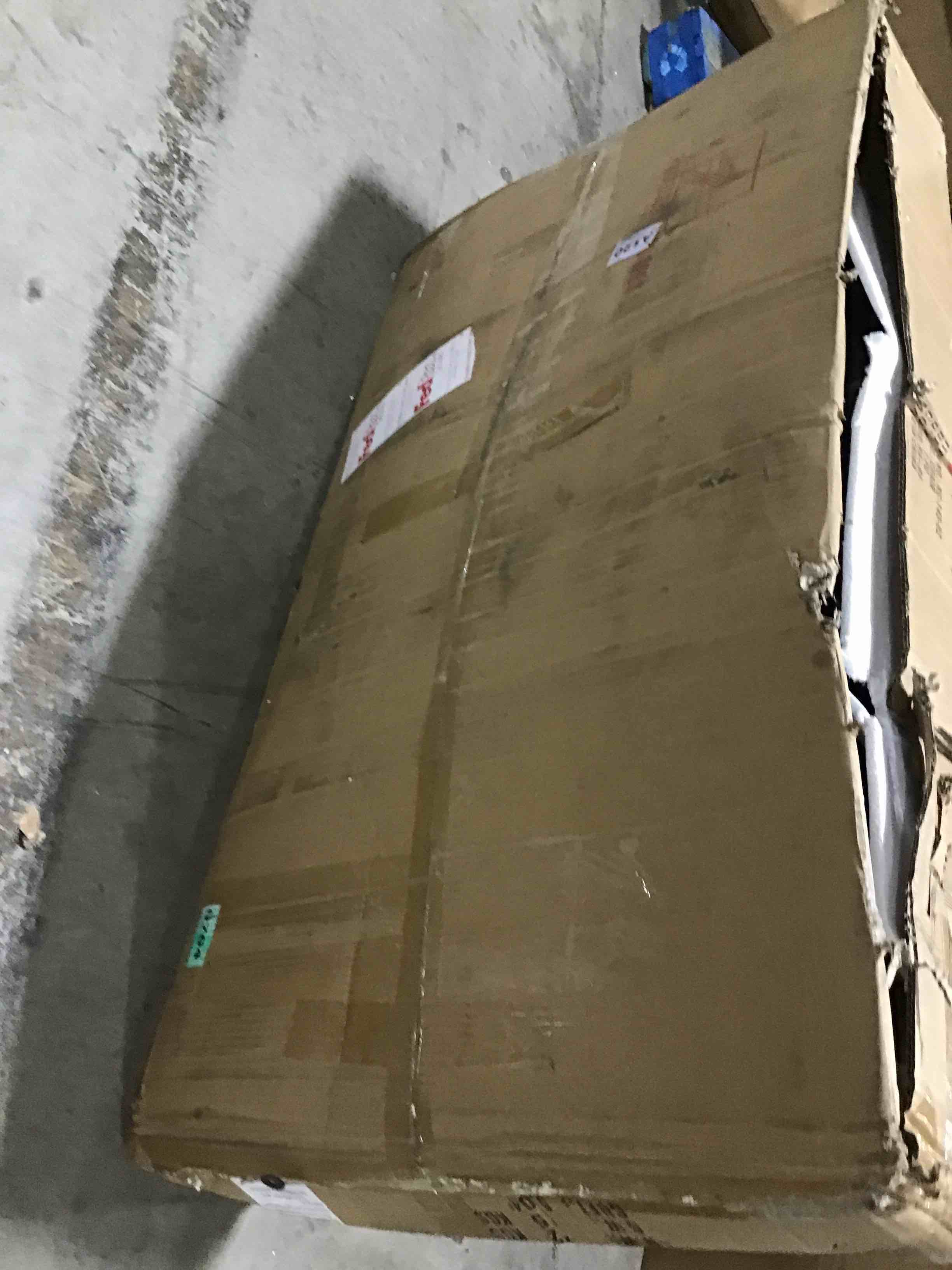 https://s3.amazonaws.com/lotting-images-prod/bidfta/BLU5181723_1691436840684.jpeg