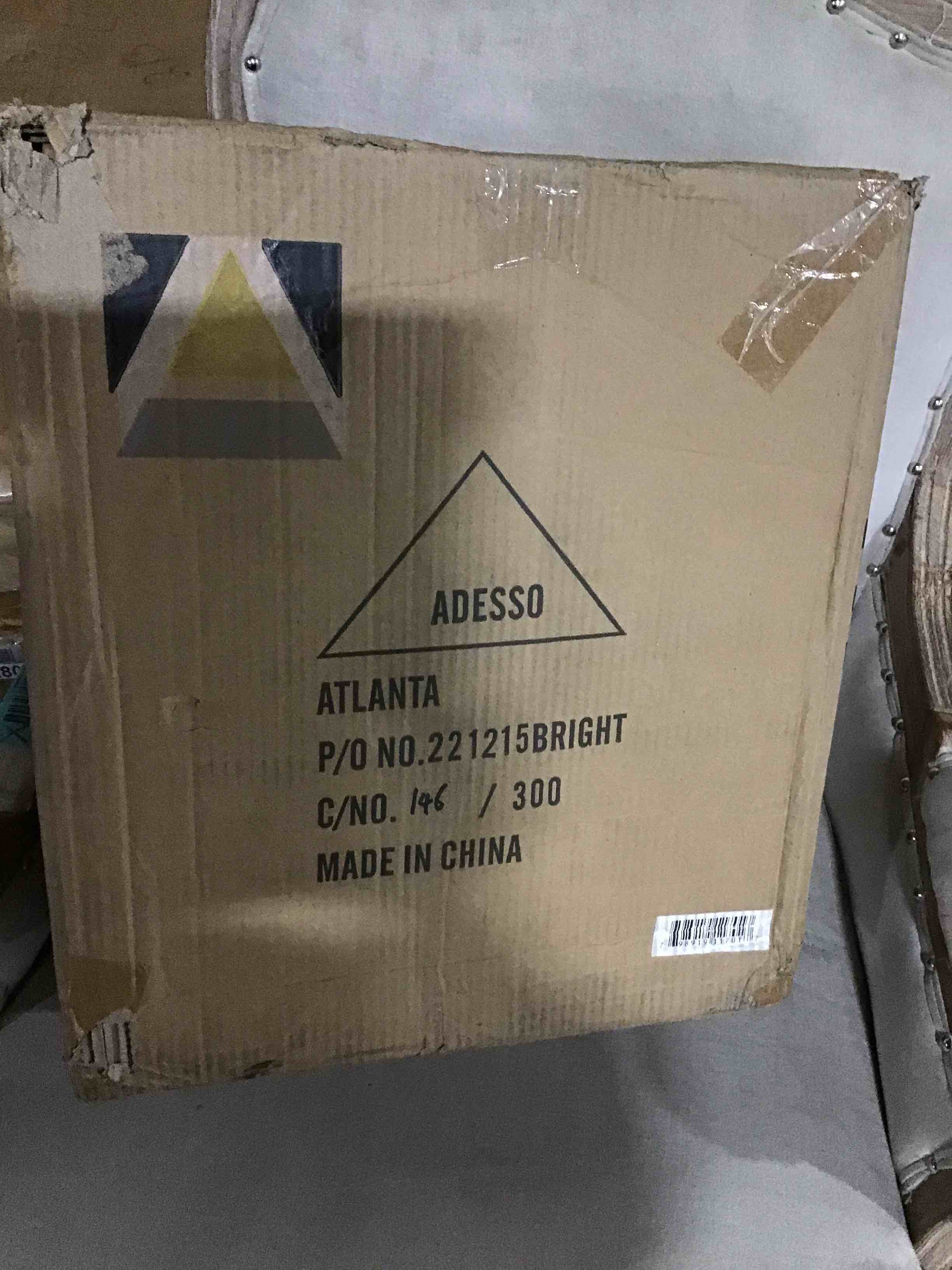 https://s3.amazonaws.com/lotting-images-prod/bidfta/BLU5182069_1691696452640.jpeg