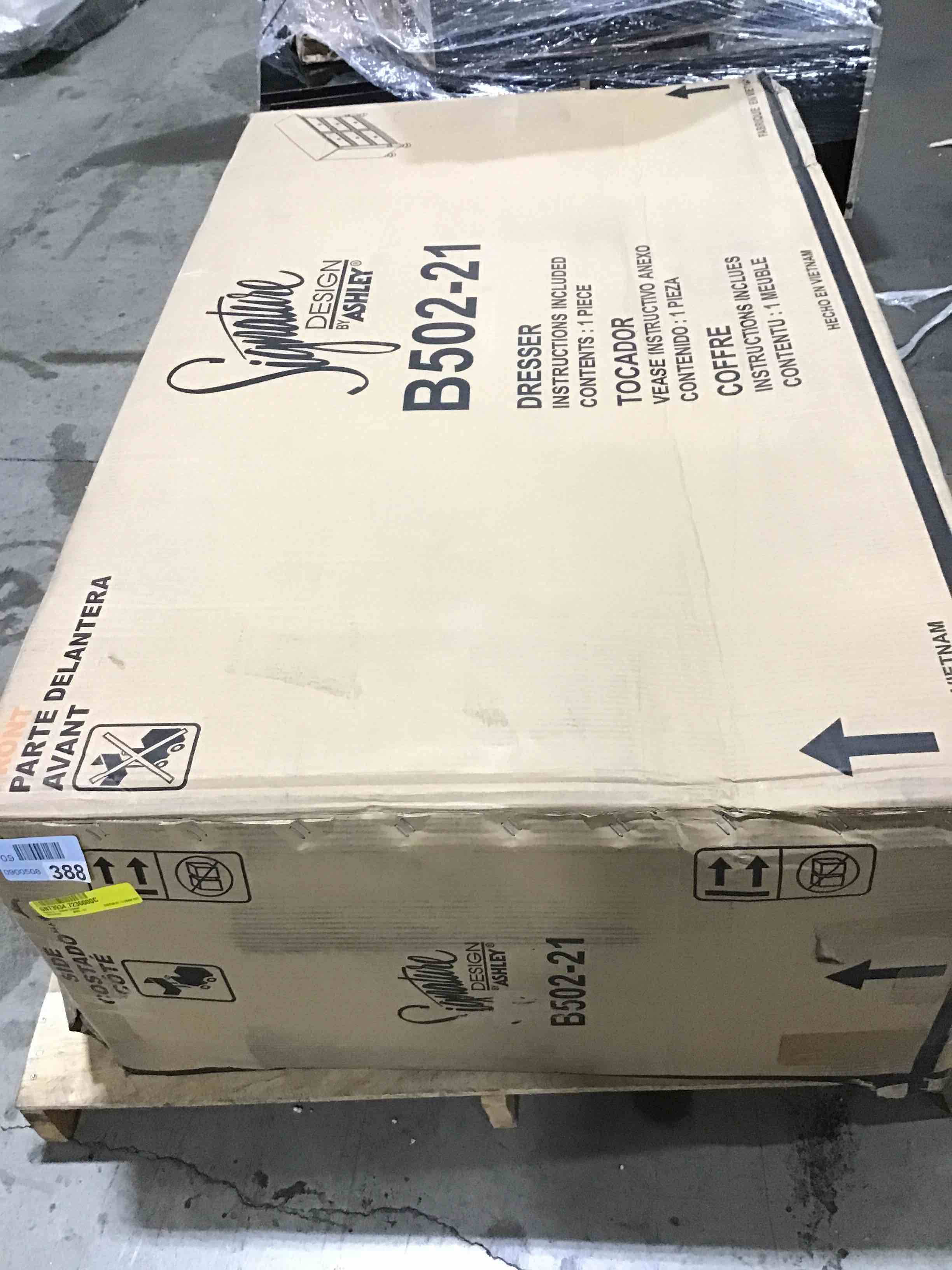 https://s3.amazonaws.com/lotting-images-prod/bidfta/BLU5182729_1692725124882.jpeg