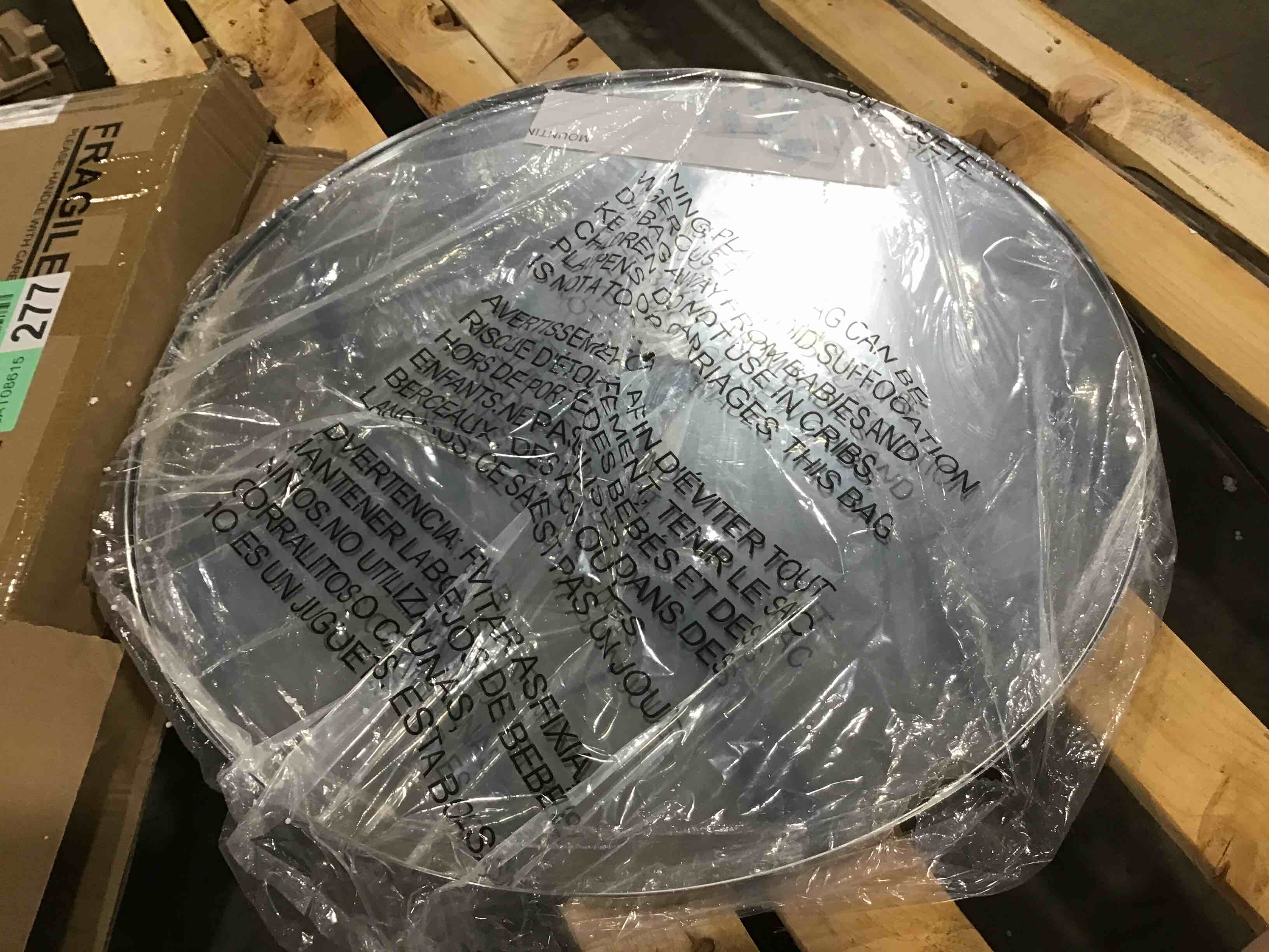 https://s3.amazonaws.com/lotting-images-prod/bidfta/BLU5182911_1693249066934.jpeg