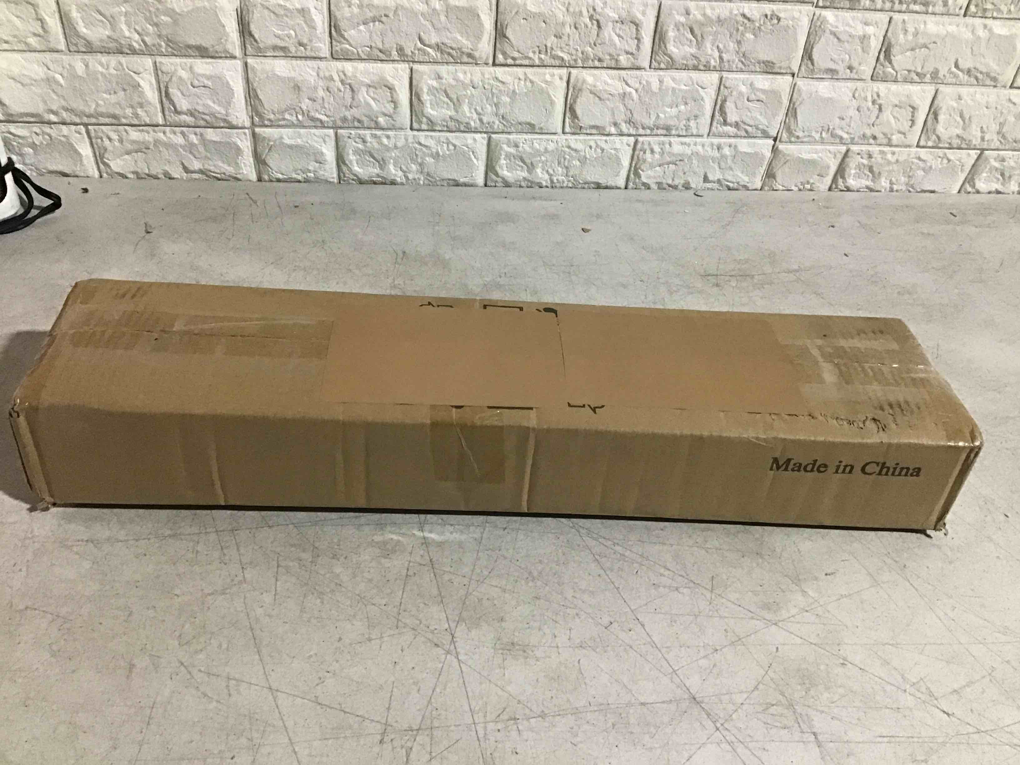 https://s3.amazonaws.com/lotting-images-prod/bidfta/BLU5183020_1691781453915.jpeg