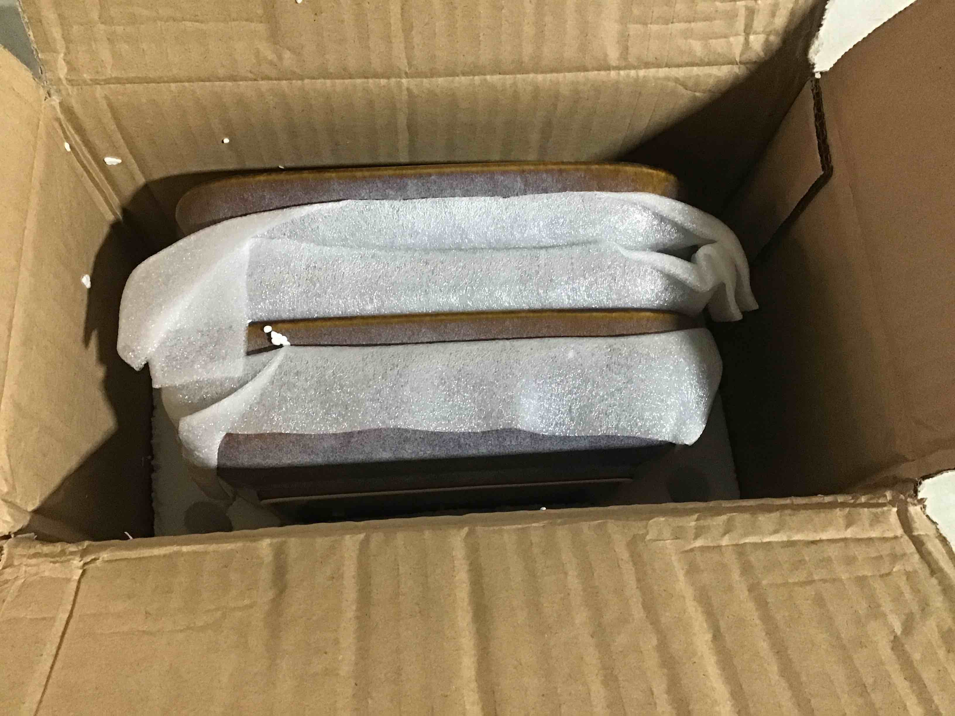 https://s3.amazonaws.com/lotting-images-prod/bidfta/BLU5183110_1692014959304.jpeg