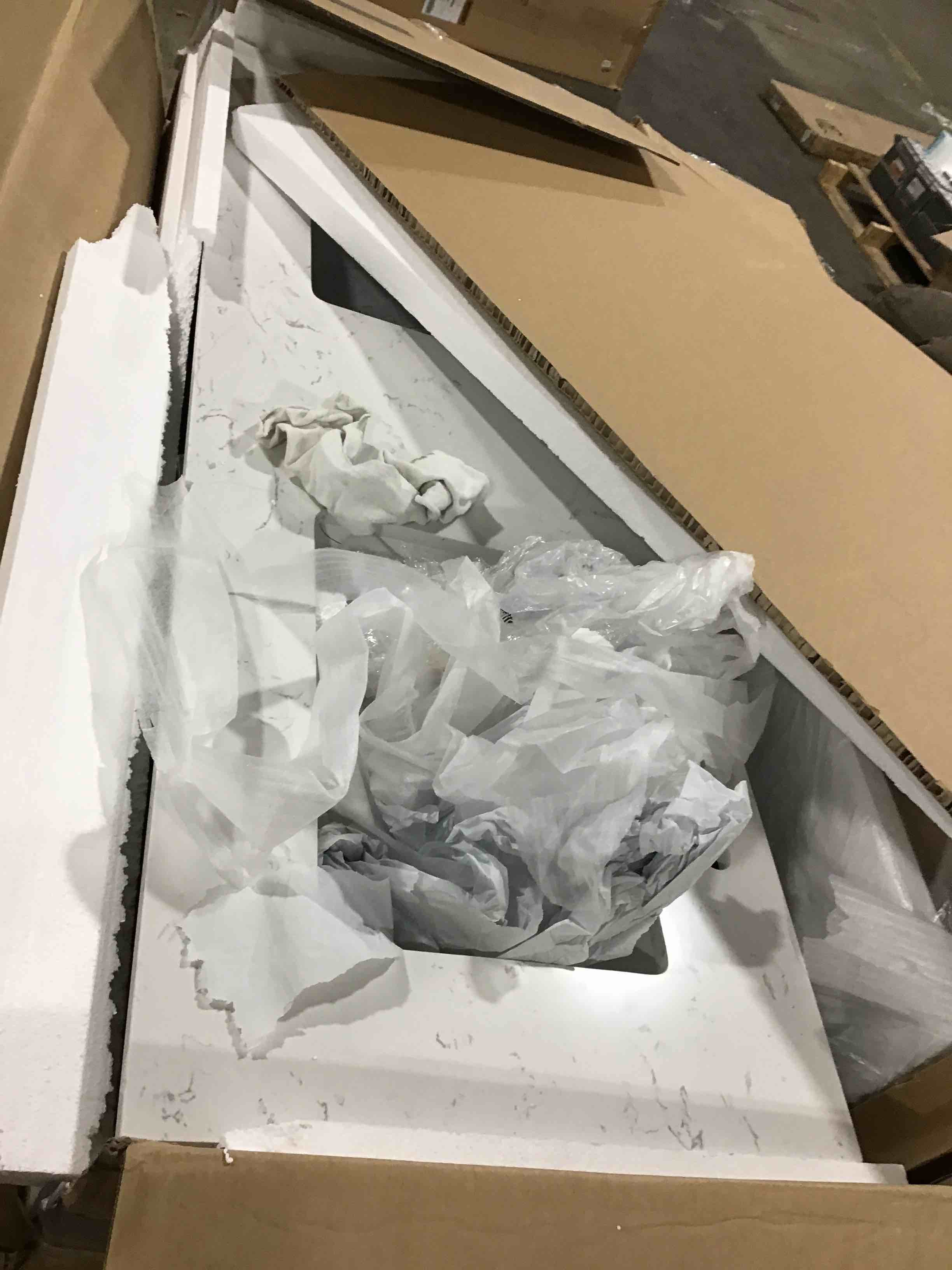 https://s3.amazonaws.com/lotting-images-prod/bidfta/BLU5183820_1692888850137.jpeg