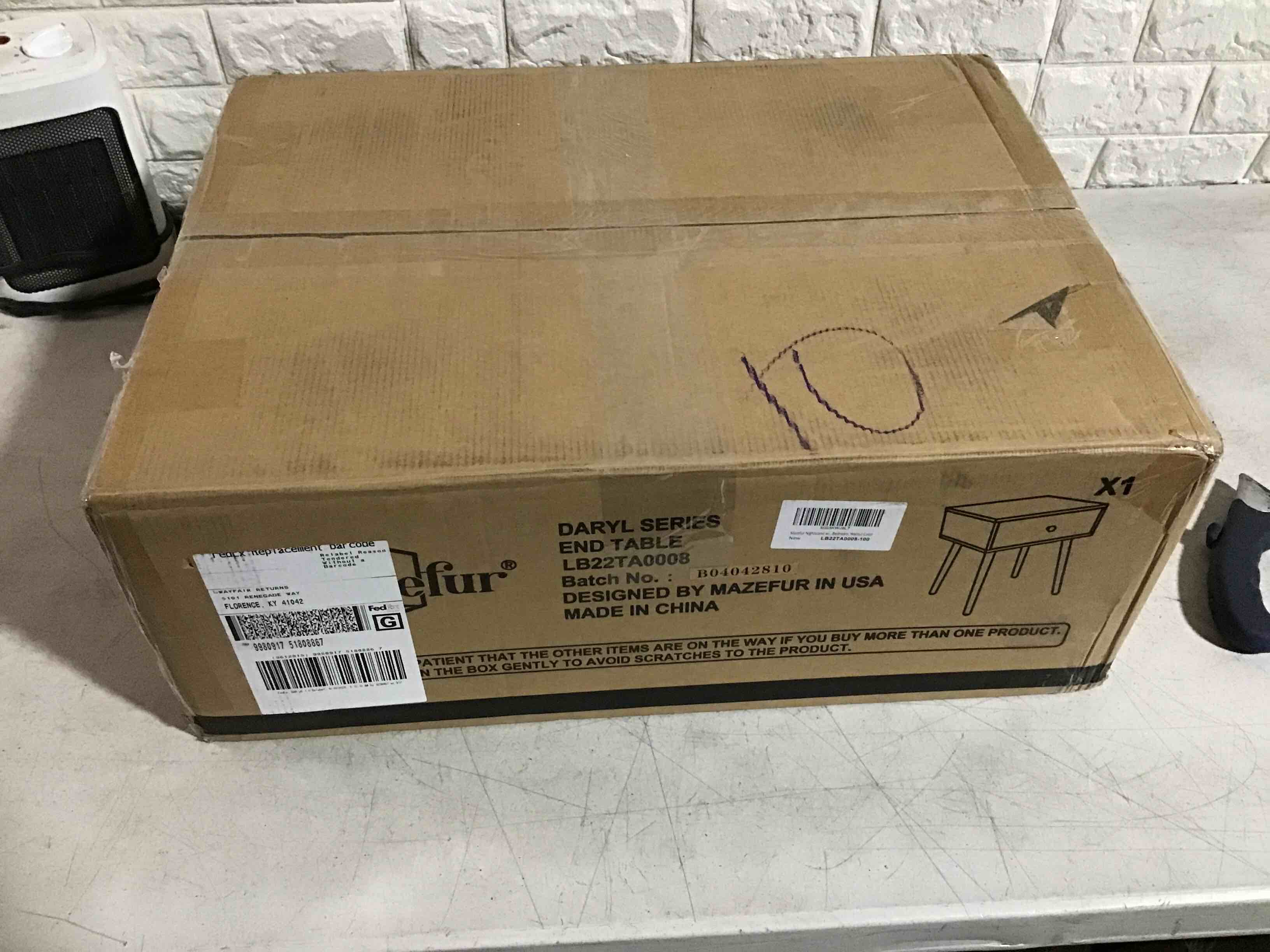https://s3.amazonaws.com/lotting-images-prod/bidfta/BLU5184204_1693336798204.jpeg