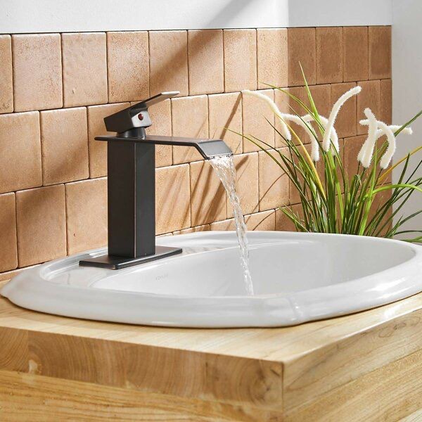 Almeta Single Hole Bathroom Faucet