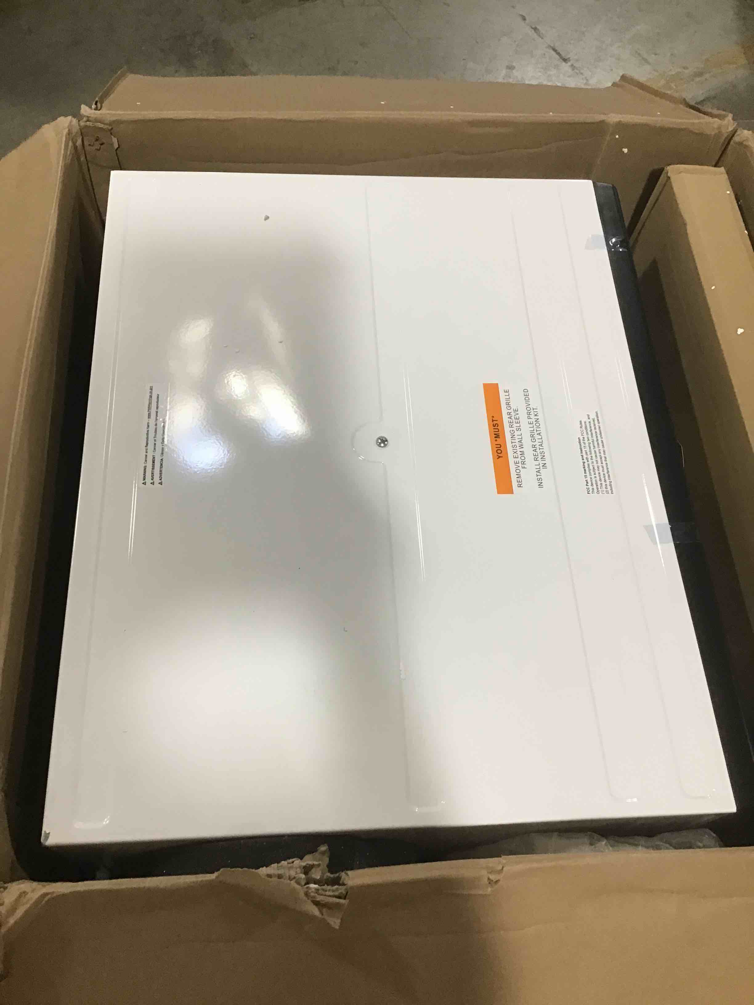 https://s3.amazonaws.com/lotting-images-prod/bidfta/BLU5185316_1693334977467.jpeg