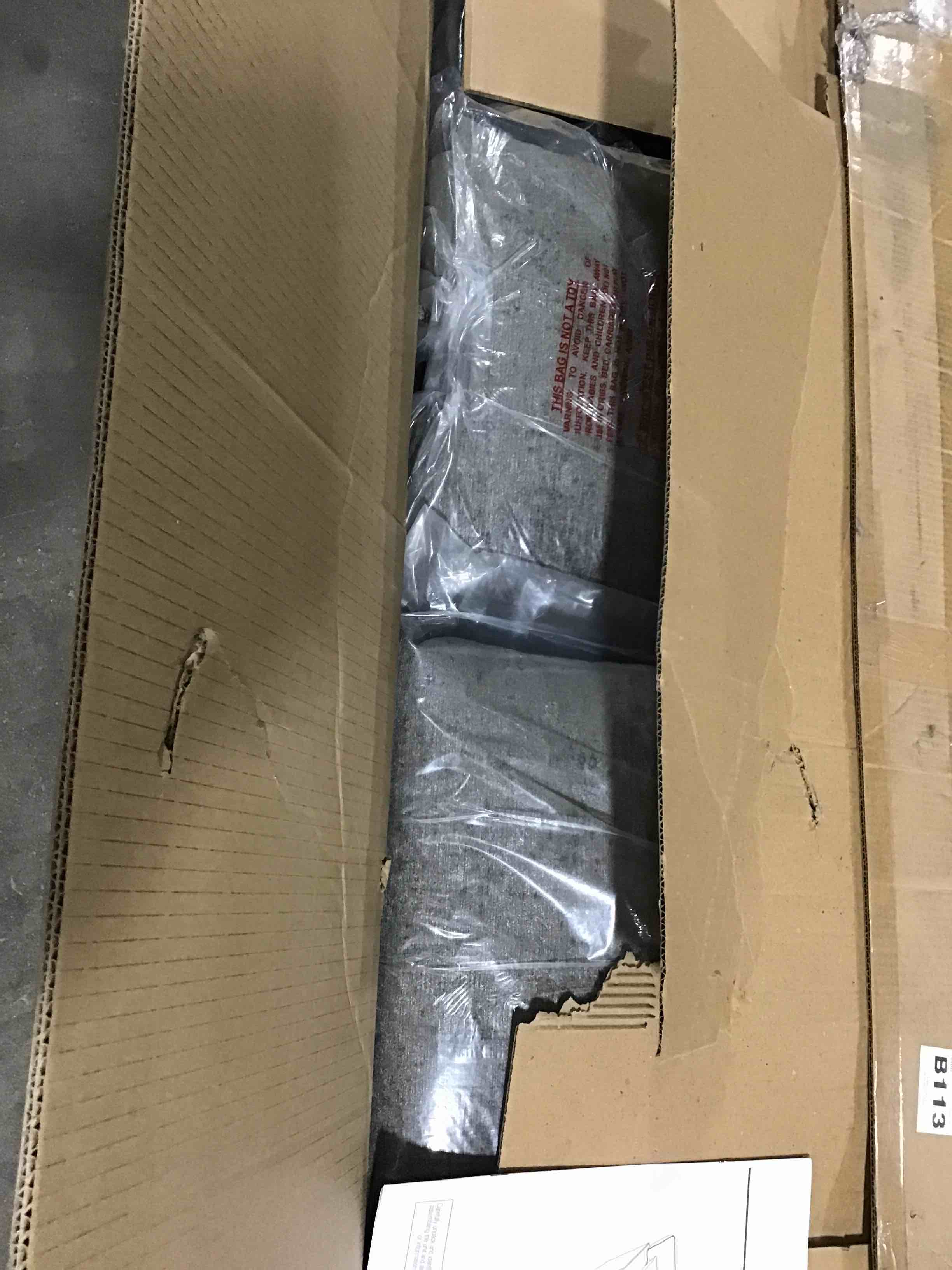 https://s3.amazonaws.com/lotting-images-prod/bidfta/BLU5185329_1693337626172.jpeg