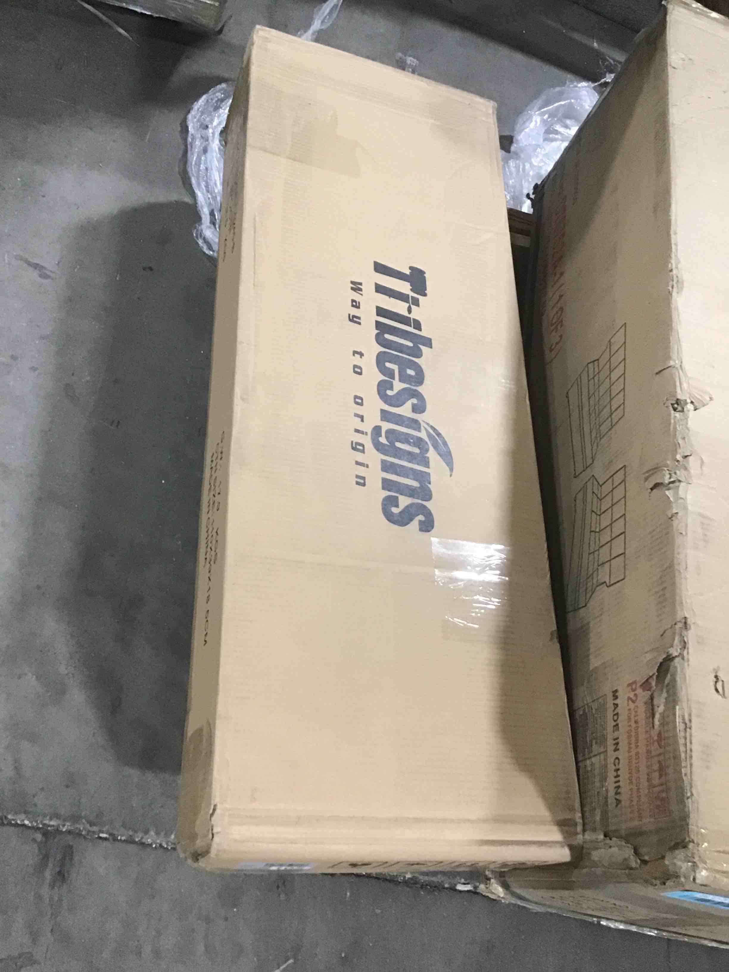 https://s3.amazonaws.com/lotting-images-prod/bidfta/BLU5185349_1693337930079.jpeg