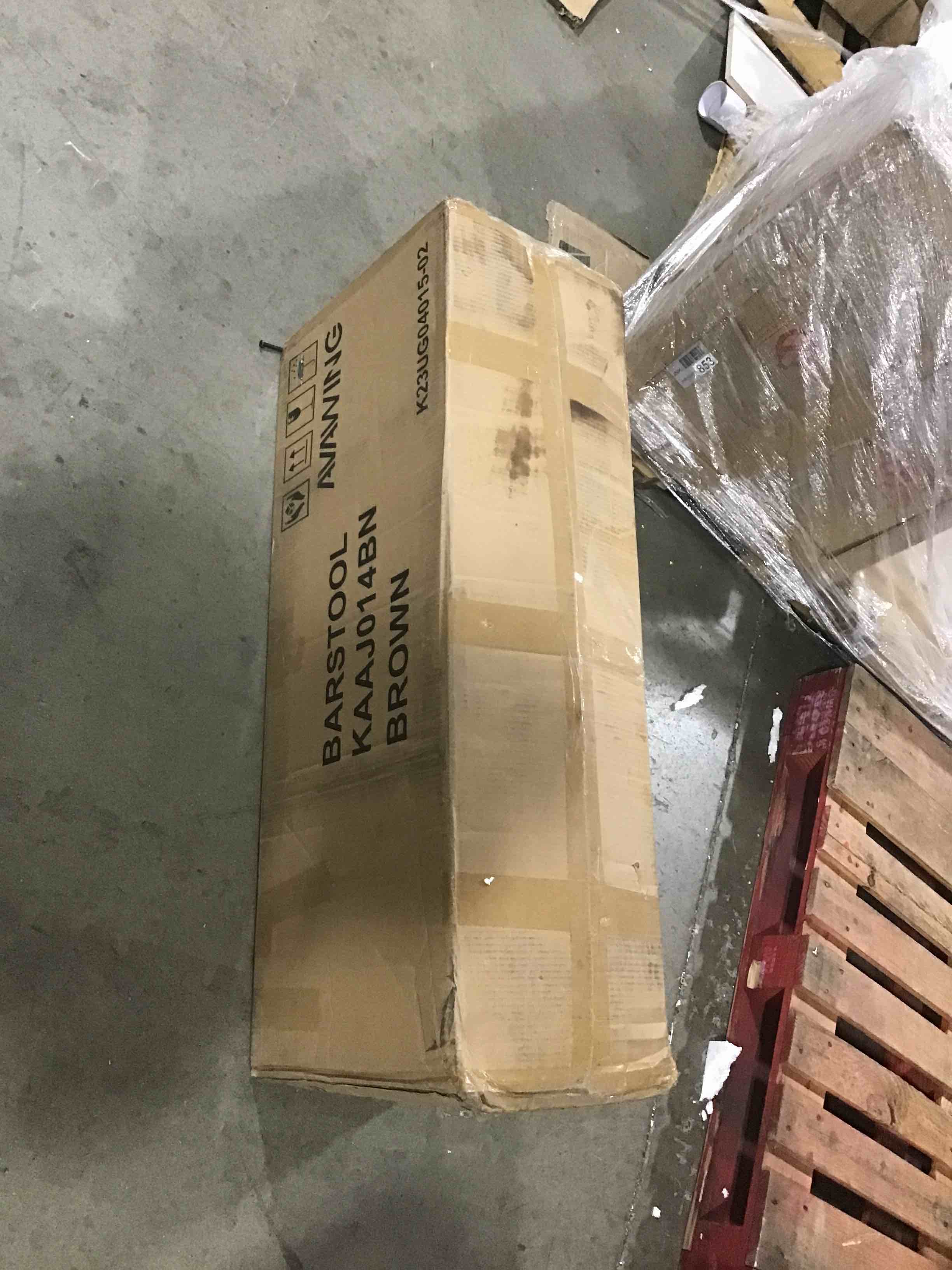 https://s3.amazonaws.com/lotting-images-prod/bidfta/BLU5186249_1691439428463.jpeg