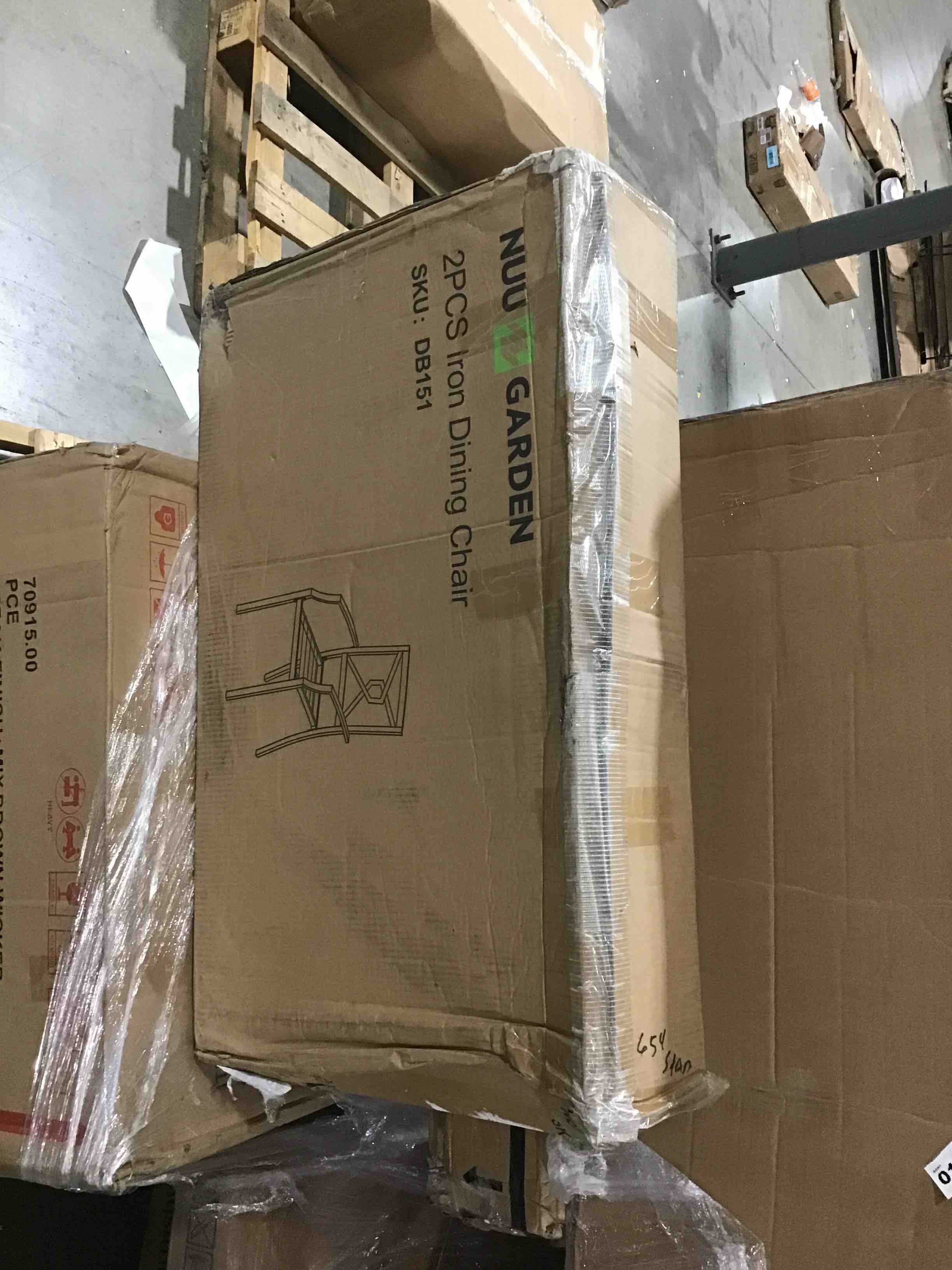 https://s3.amazonaws.com/lotting-images-prod/bidfta/BLU5186442_1691679165638.jpeg
