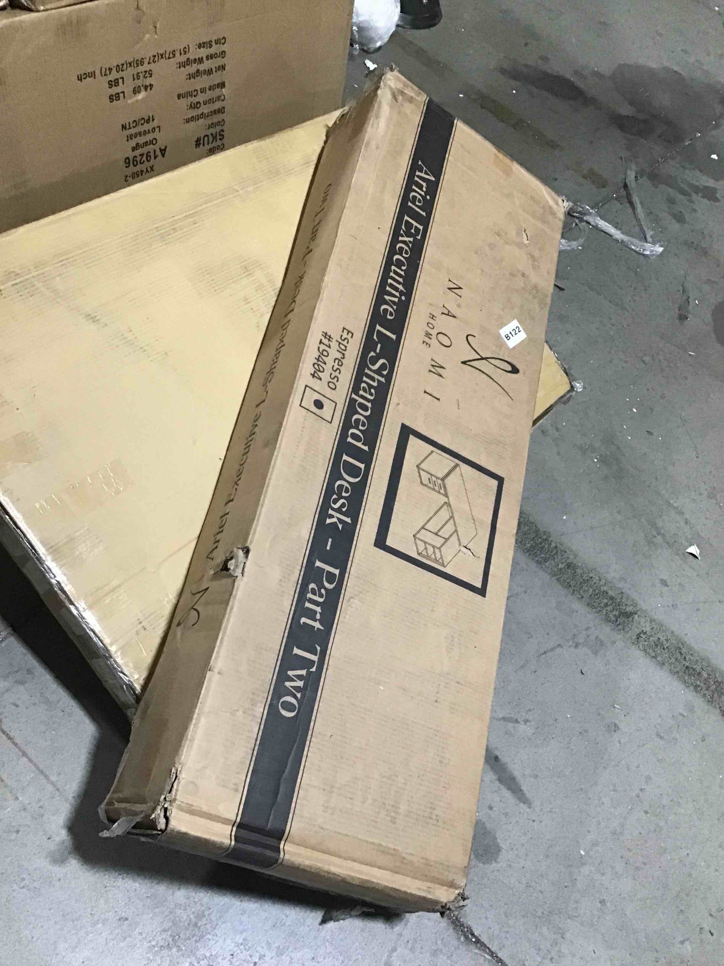https://s3.amazonaws.com/lotting-images-prod/bidfta/BLU5186814_1692018284251.jpeg