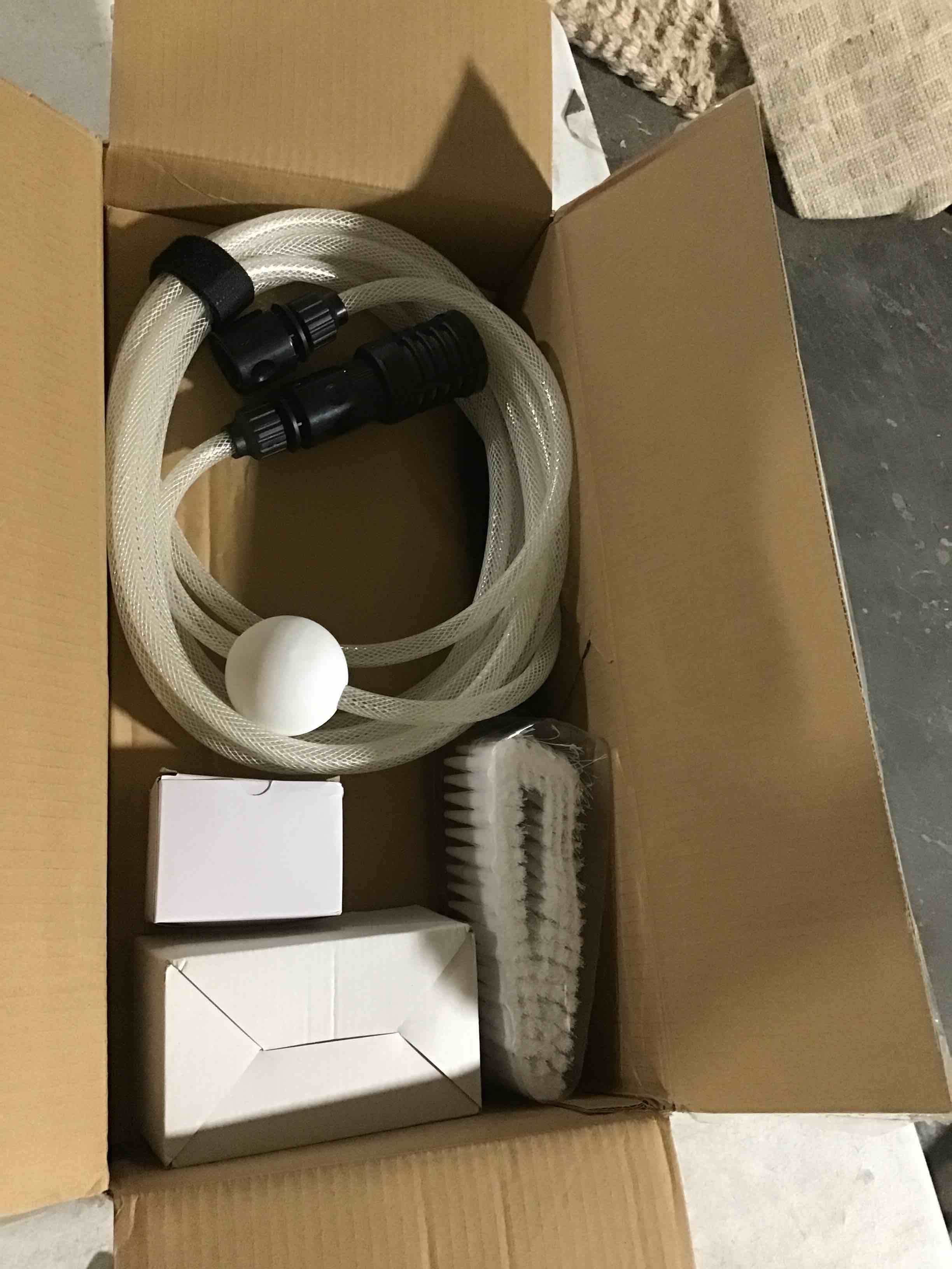 https://s3.amazonaws.com/lotting-images-prod/bidfta/BLU5187623_1691513307125.jpeg
