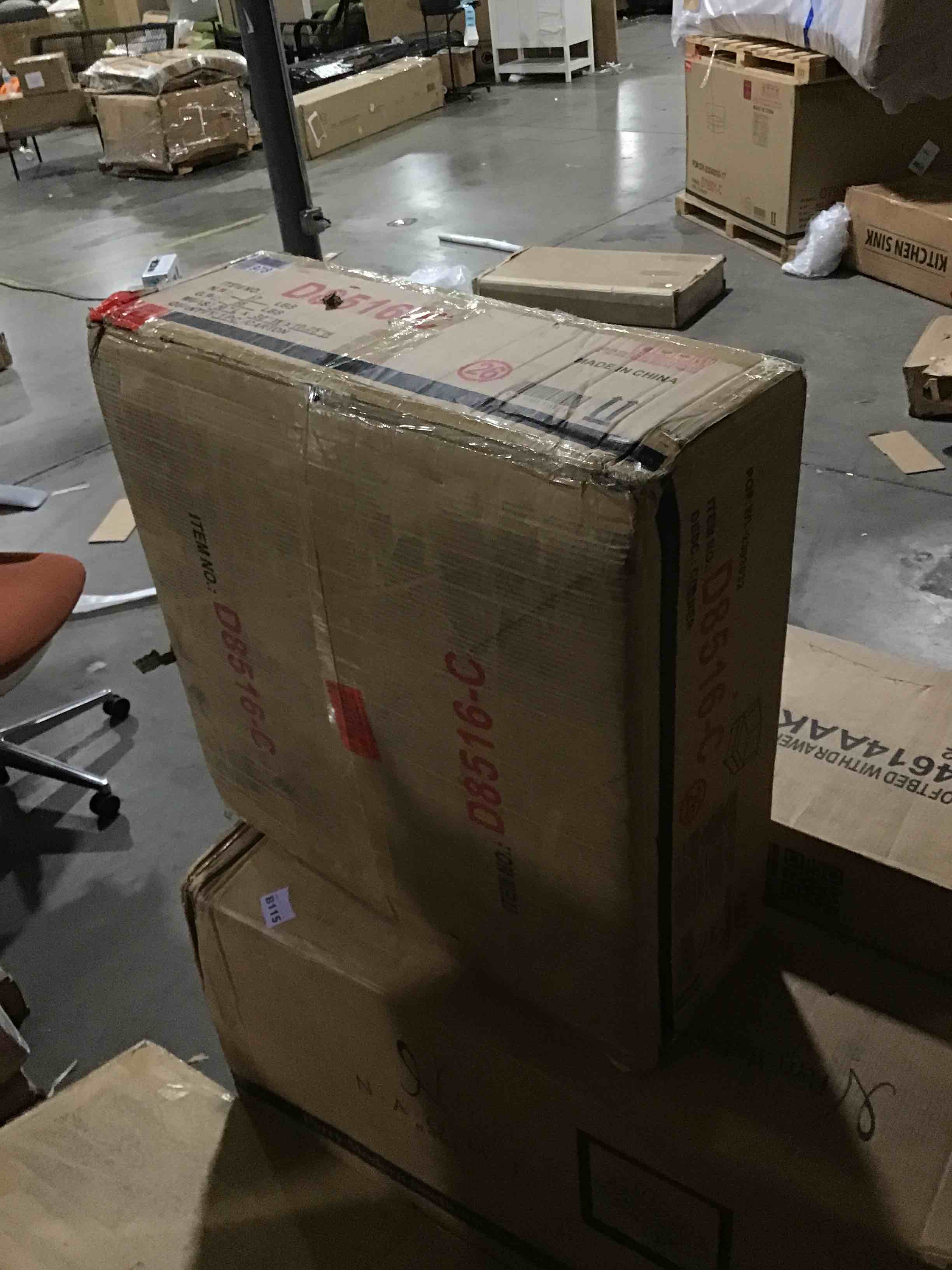 https://s3.amazonaws.com/lotting-images-prod/bidfta/BLU5187808_1691772620709.jpeg