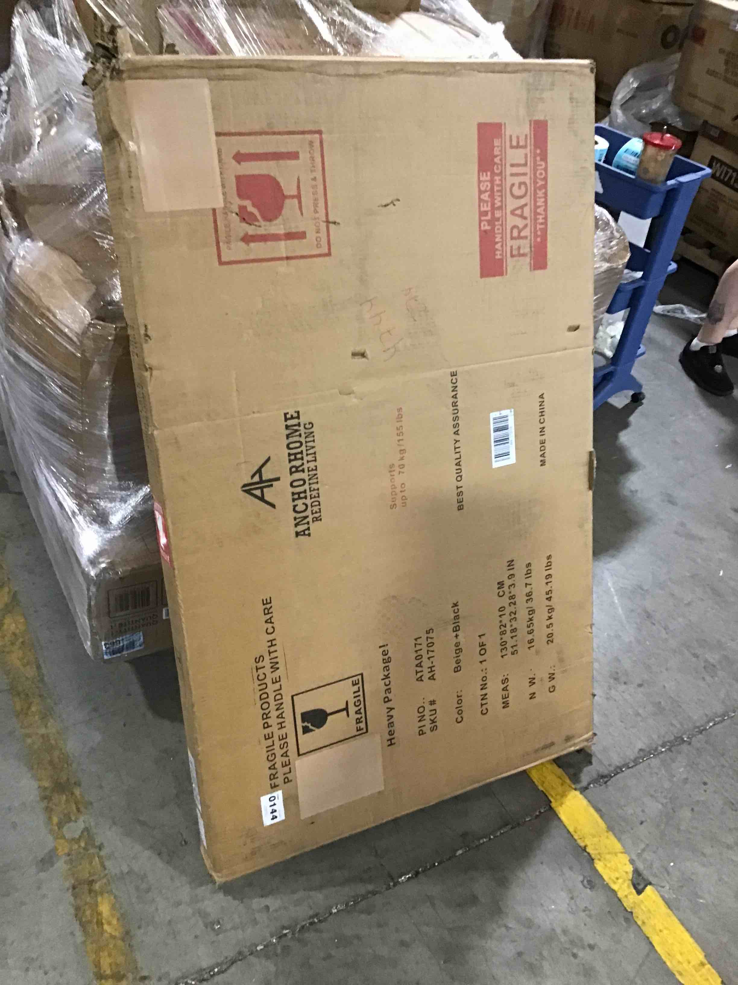 https://s3.amazonaws.com/lotting-images-prod/bidfta/BLU5188019_1692369625253.jpeg