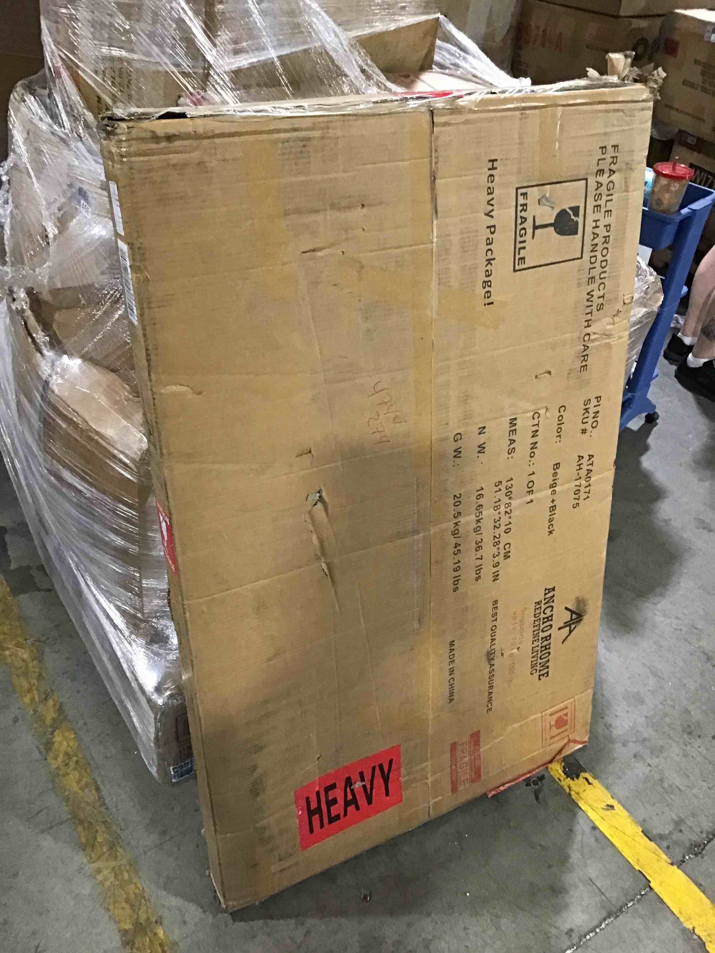 https://s3.amazonaws.com/lotting-images-prod/bidfta/BLU5188019_1692369636947.jpeg