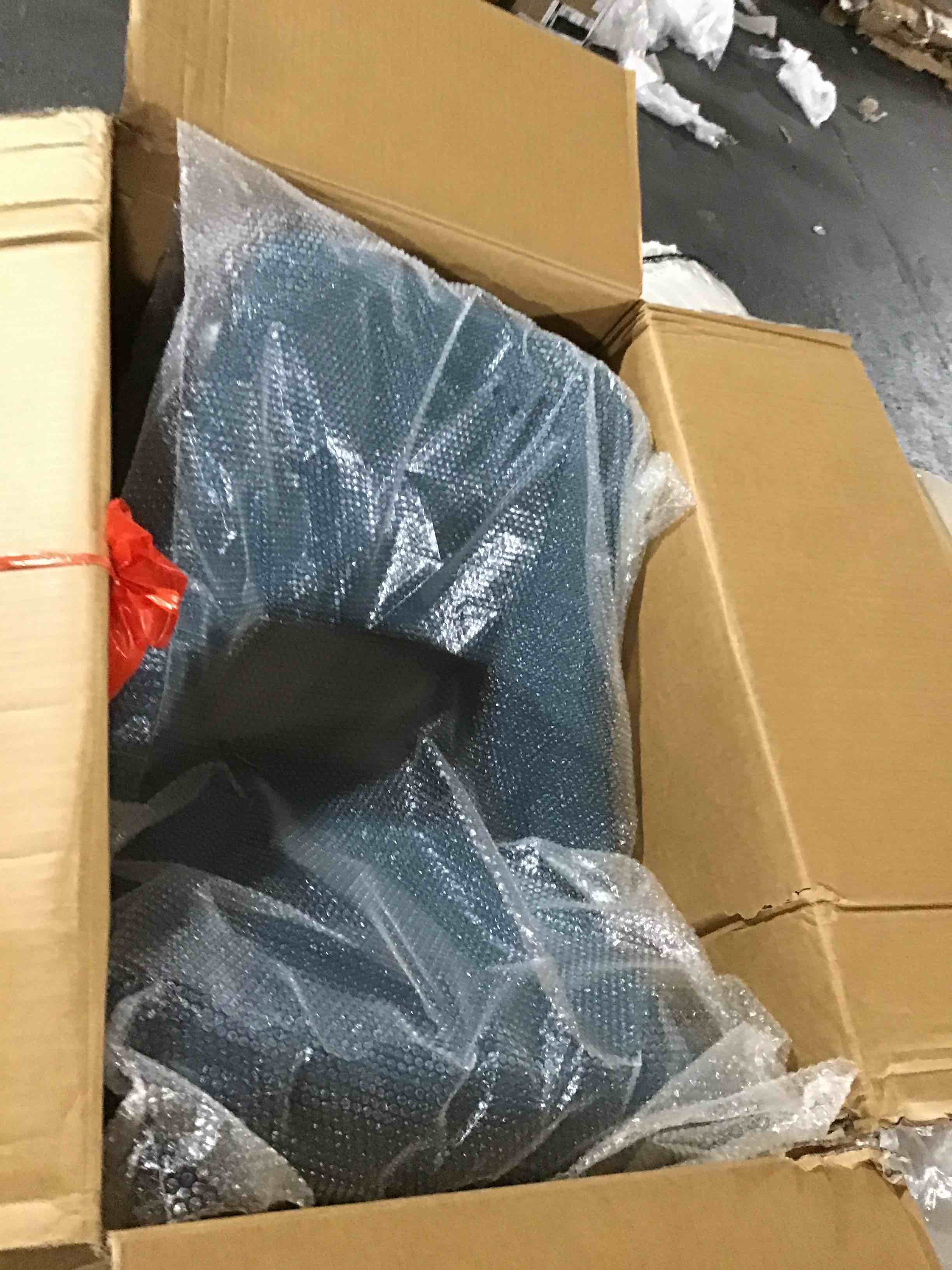 https://s3.amazonaws.com/lotting-images-prod/bidfta/BLU5188234_1692884911274.jpeg