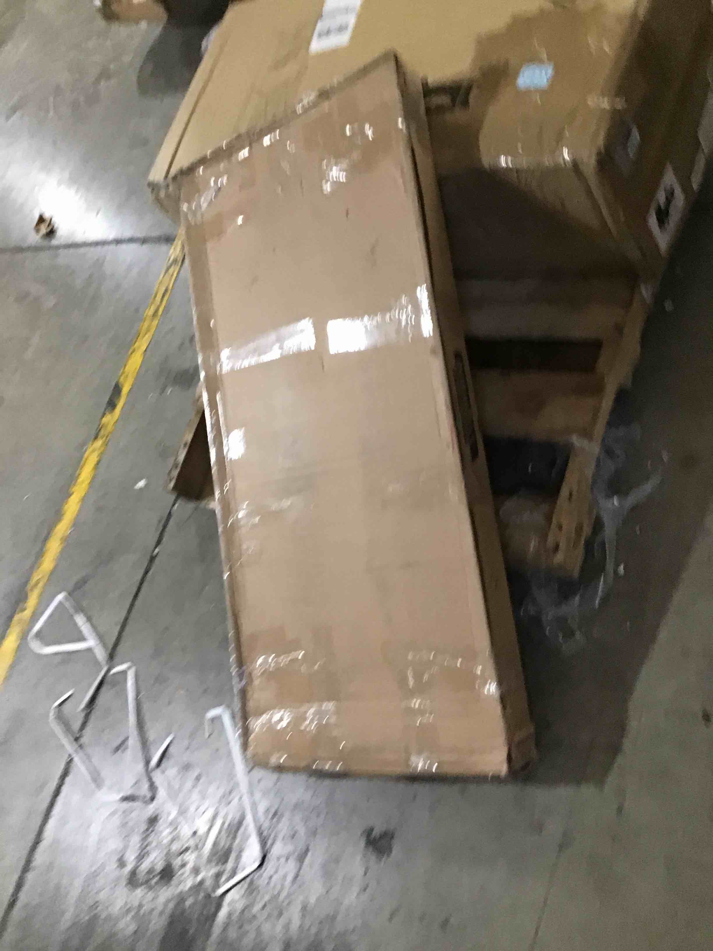 https://s3.amazonaws.com/lotting-images-prod/bidfta/BLU5188484_1693331369584.jpeg