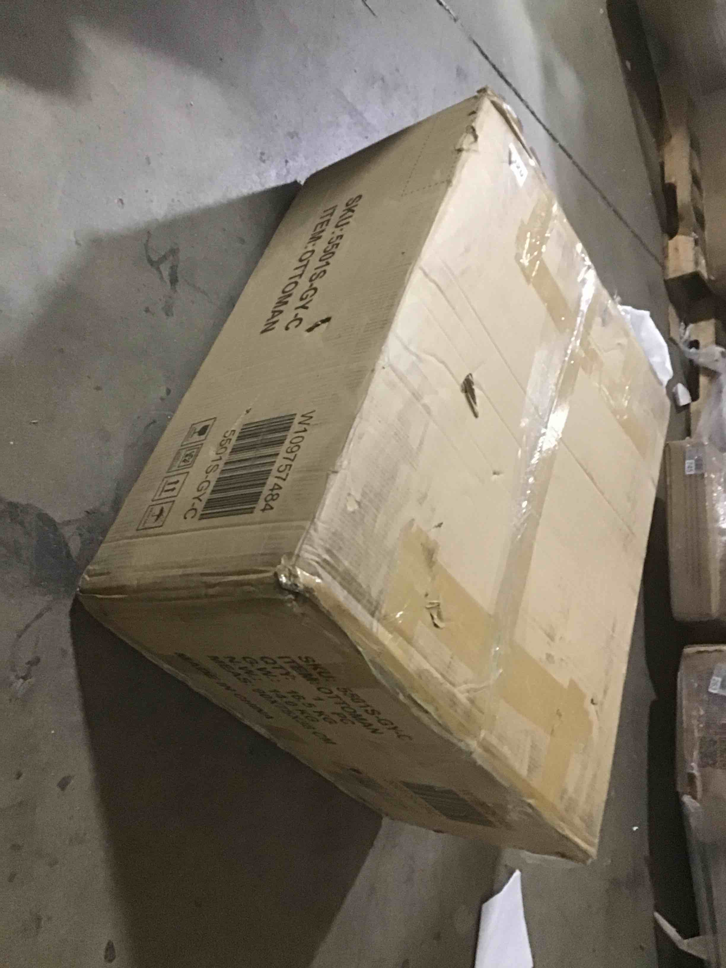 https://s3.amazonaws.com/lotting-images-prod/bidfta/BLU5188611_1693507388779.jpeg