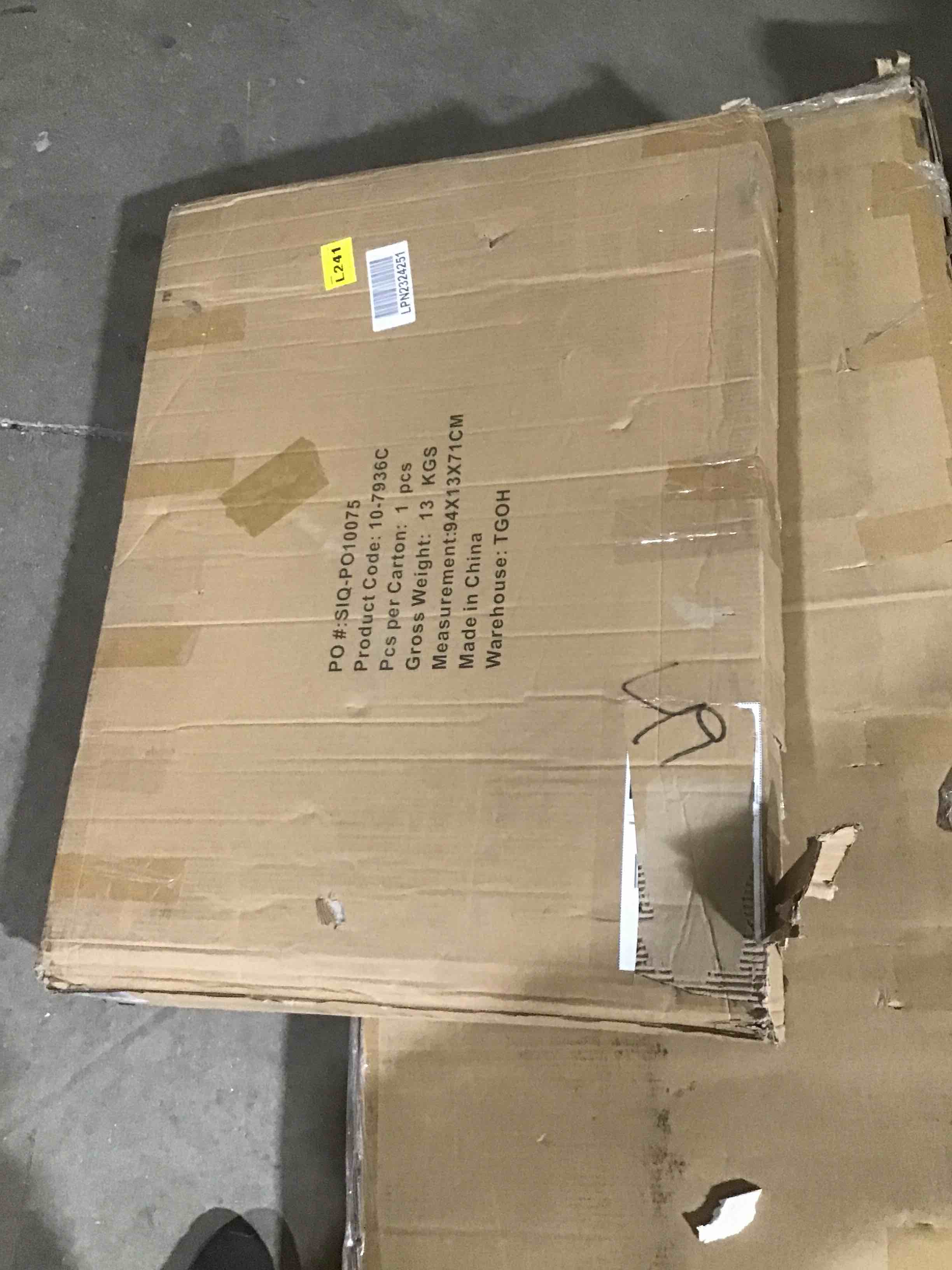 https://s3.amazonaws.com/lotting-images-prod/bidfta/BLU5188619_1693508374444.jpeg