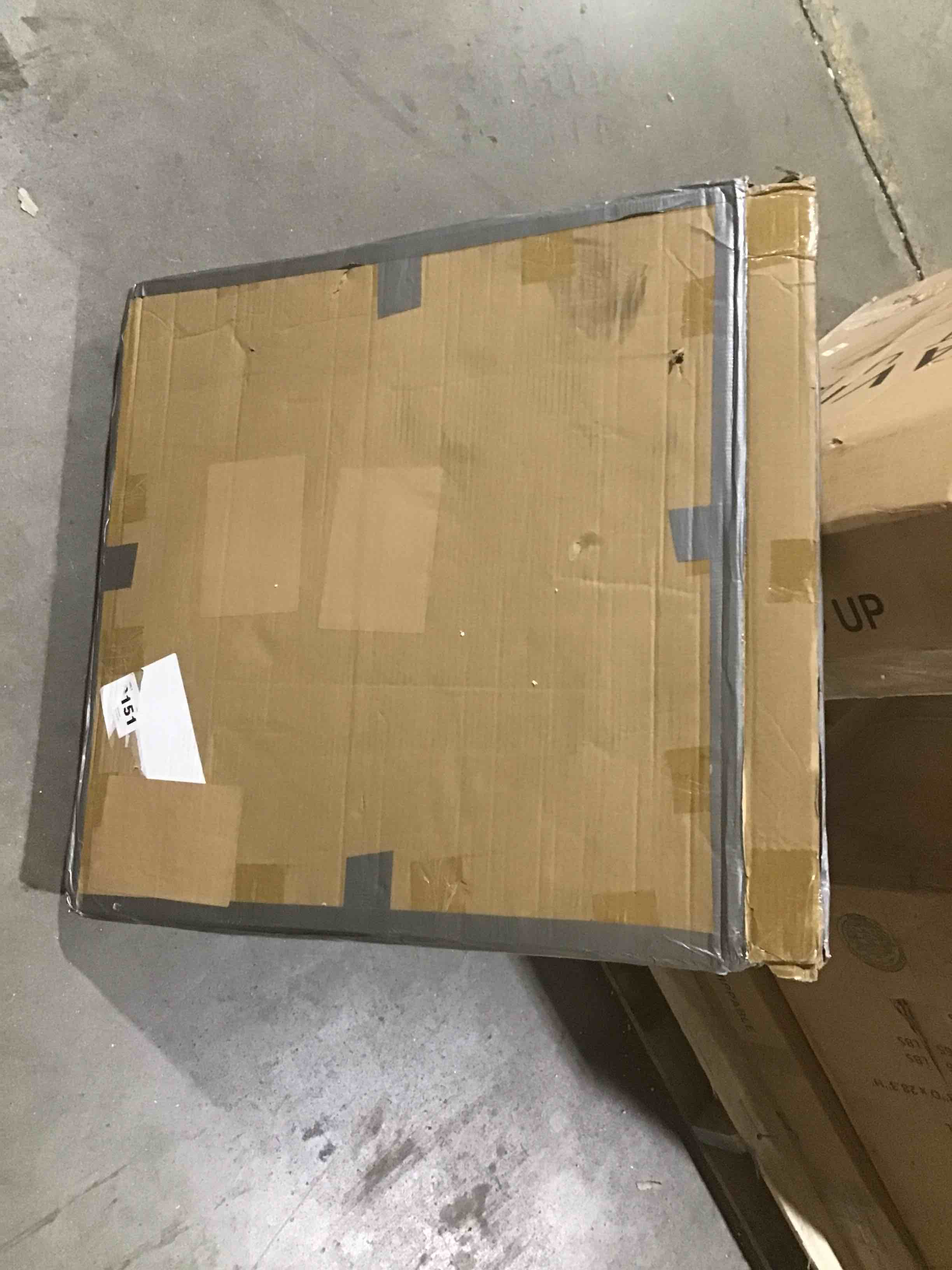 https://s3.amazonaws.com/lotting-images-prod/bidfta/BLU5188654_1693575524504.jpeg