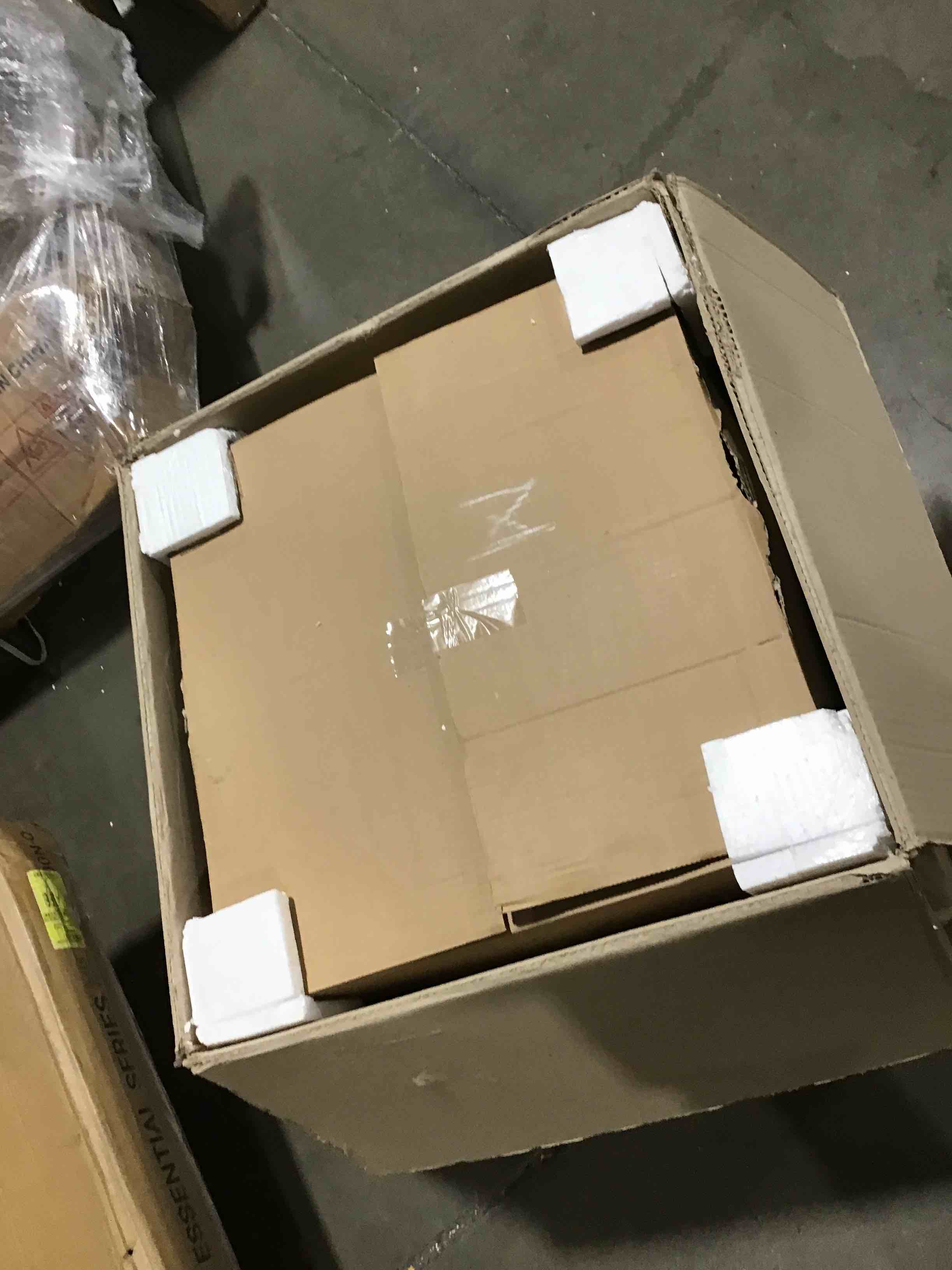 https://s3.amazonaws.com/lotting-images-prod/bidfta/BLU5188782_1694004655716.jpeg
