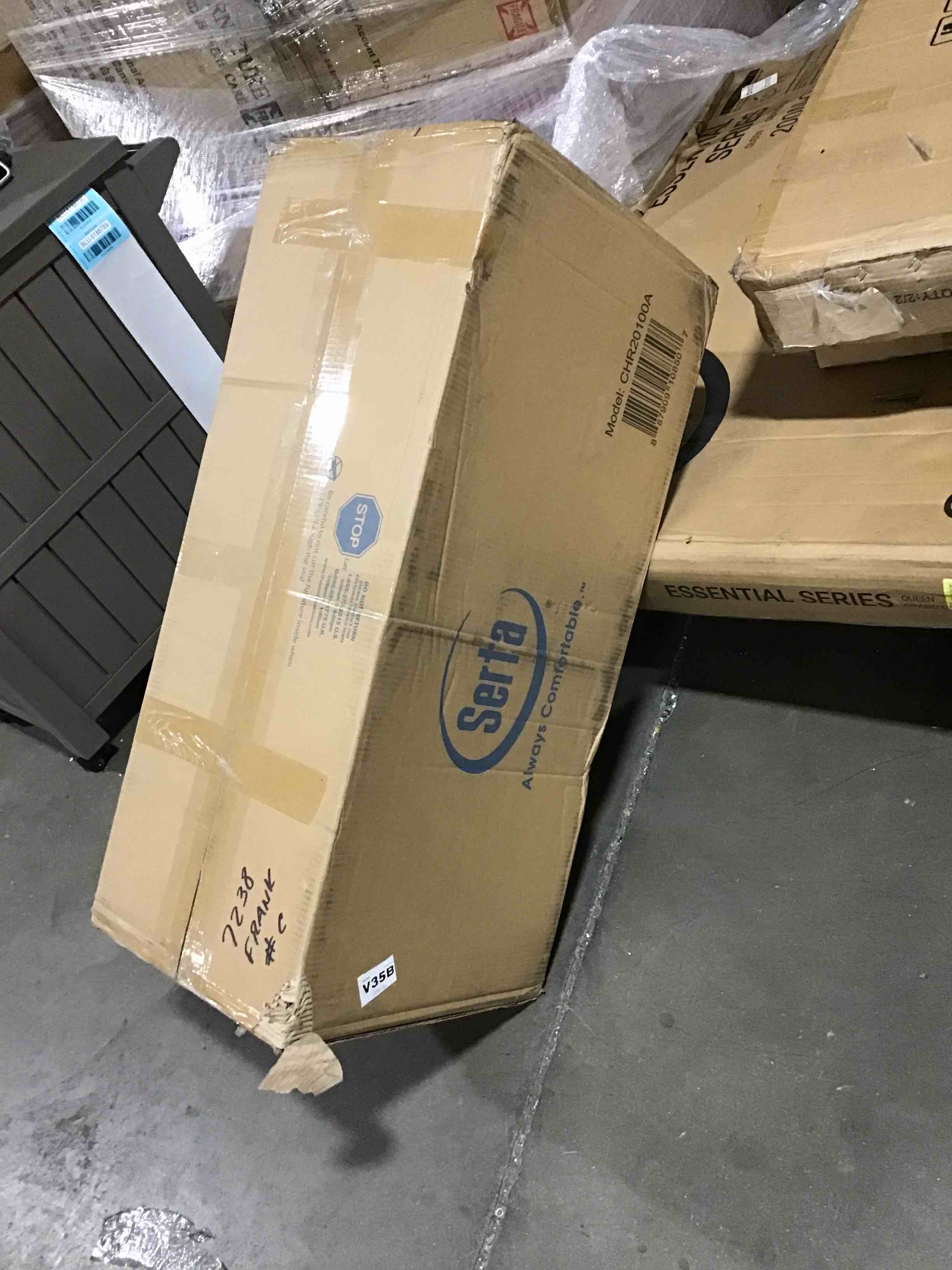 https://s3.amazonaws.com/lotting-images-prod/bidfta/BLU5188789_1694006246401.jpeg
