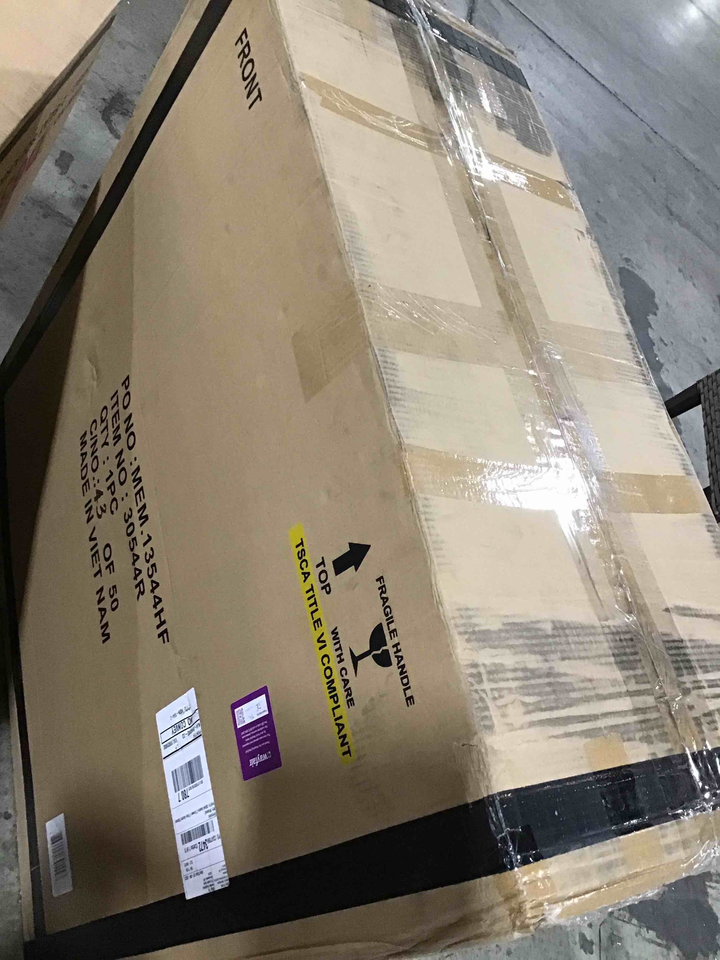 https://s3.amazonaws.com/lotting-images-prod/bidfta/BLU5189705_1692379203705.jpeg
