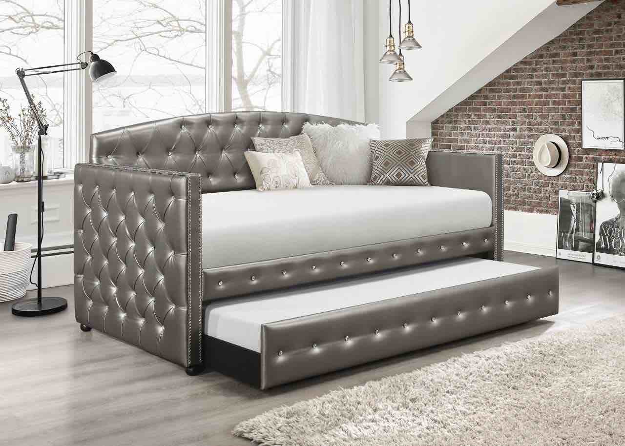 Grey Tufted Day Bed (incomplete box 1/2)(size unknown)