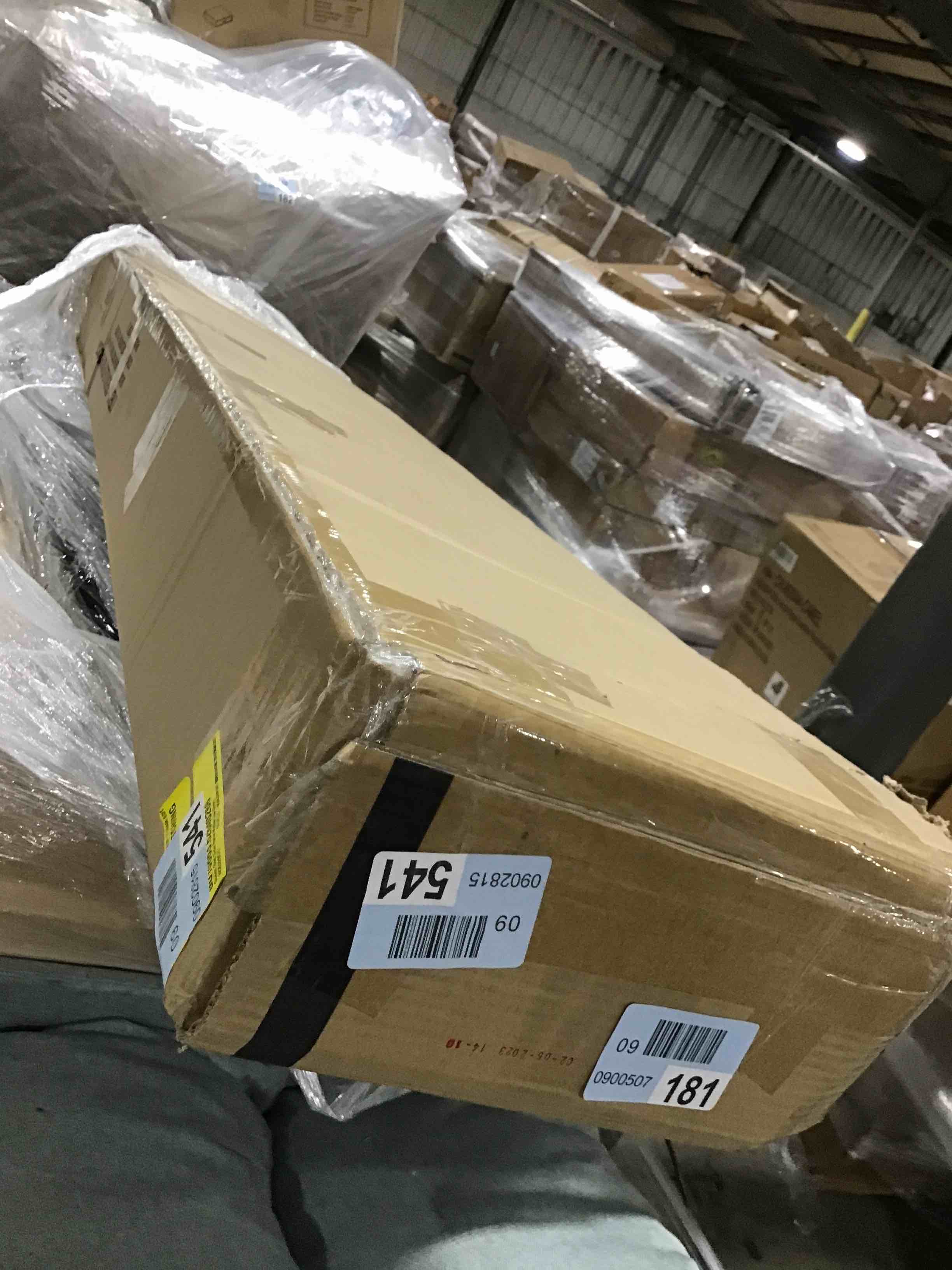 https://s3.amazonaws.com/lotting-images-prod/bidfta/BLU5189929_1692725323247.jpeg