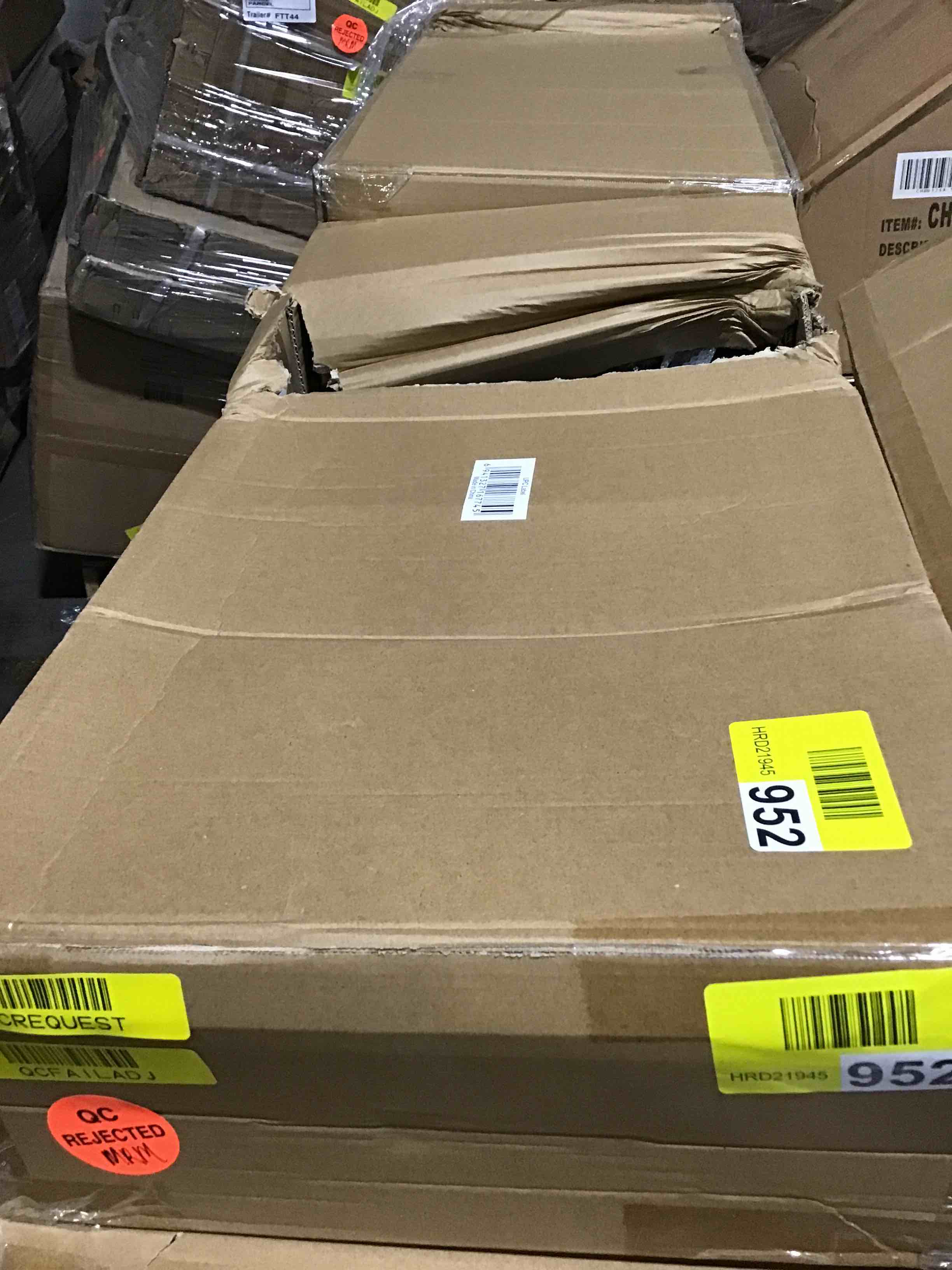 https://s3.amazonaws.com/lotting-images-prod/bidfta/BLU5190275_1692975479996.jpeg
