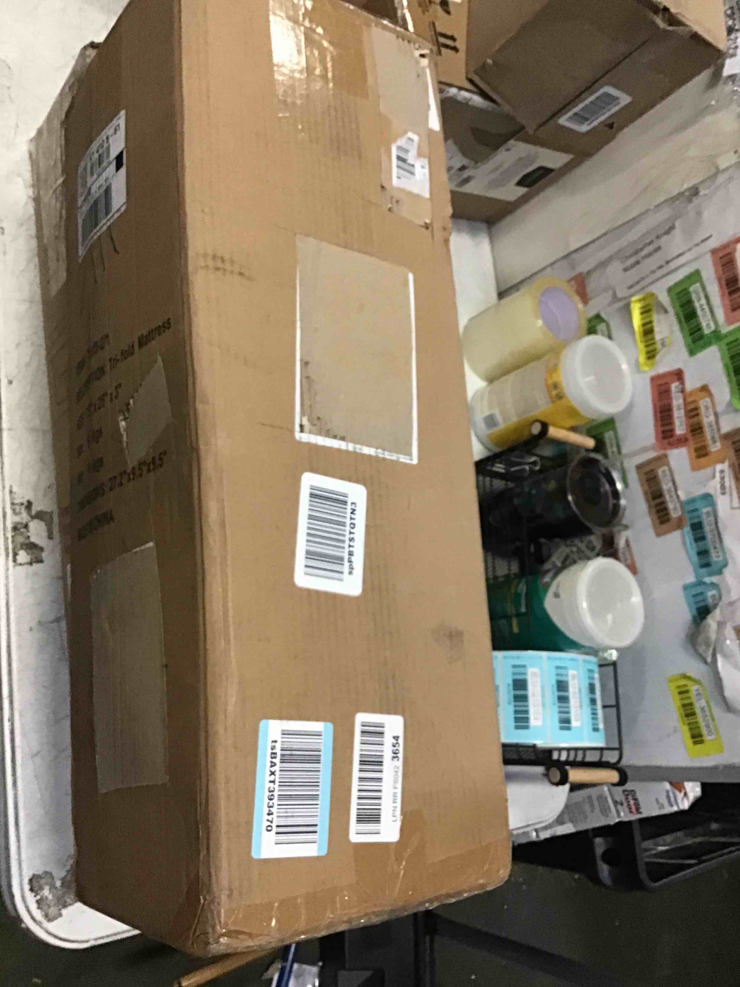 https://s3.amazonaws.com/lotting-images-prod/bidfta/BLU5213153_1687867844947.jpeg