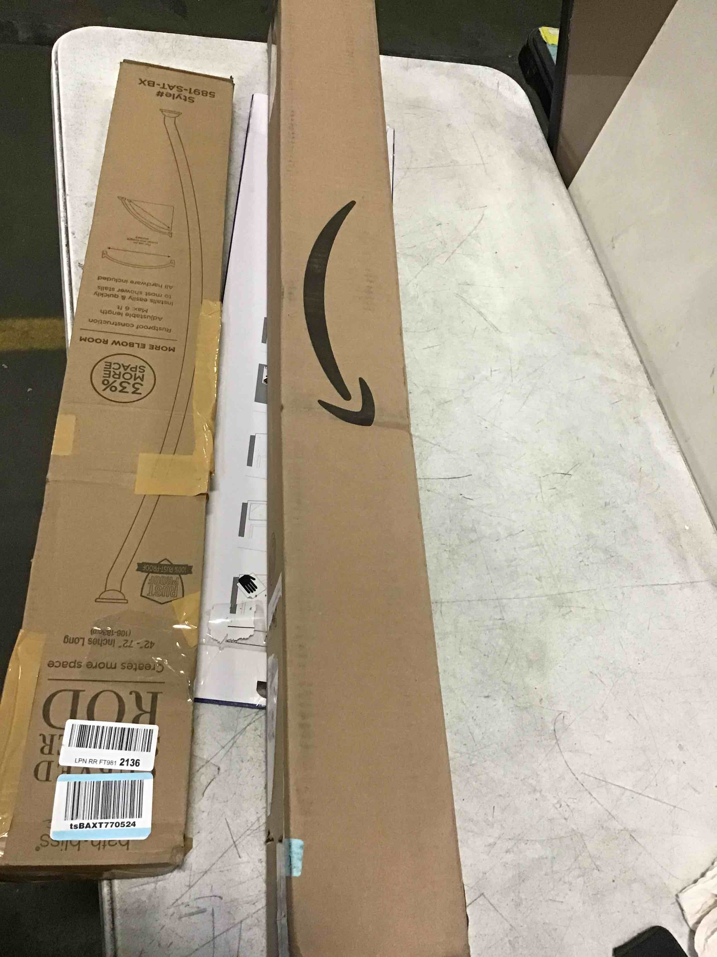 https://s3.amazonaws.com/lotting-images-prod/bidfta/BLU5213187_1687872397672.jpeg