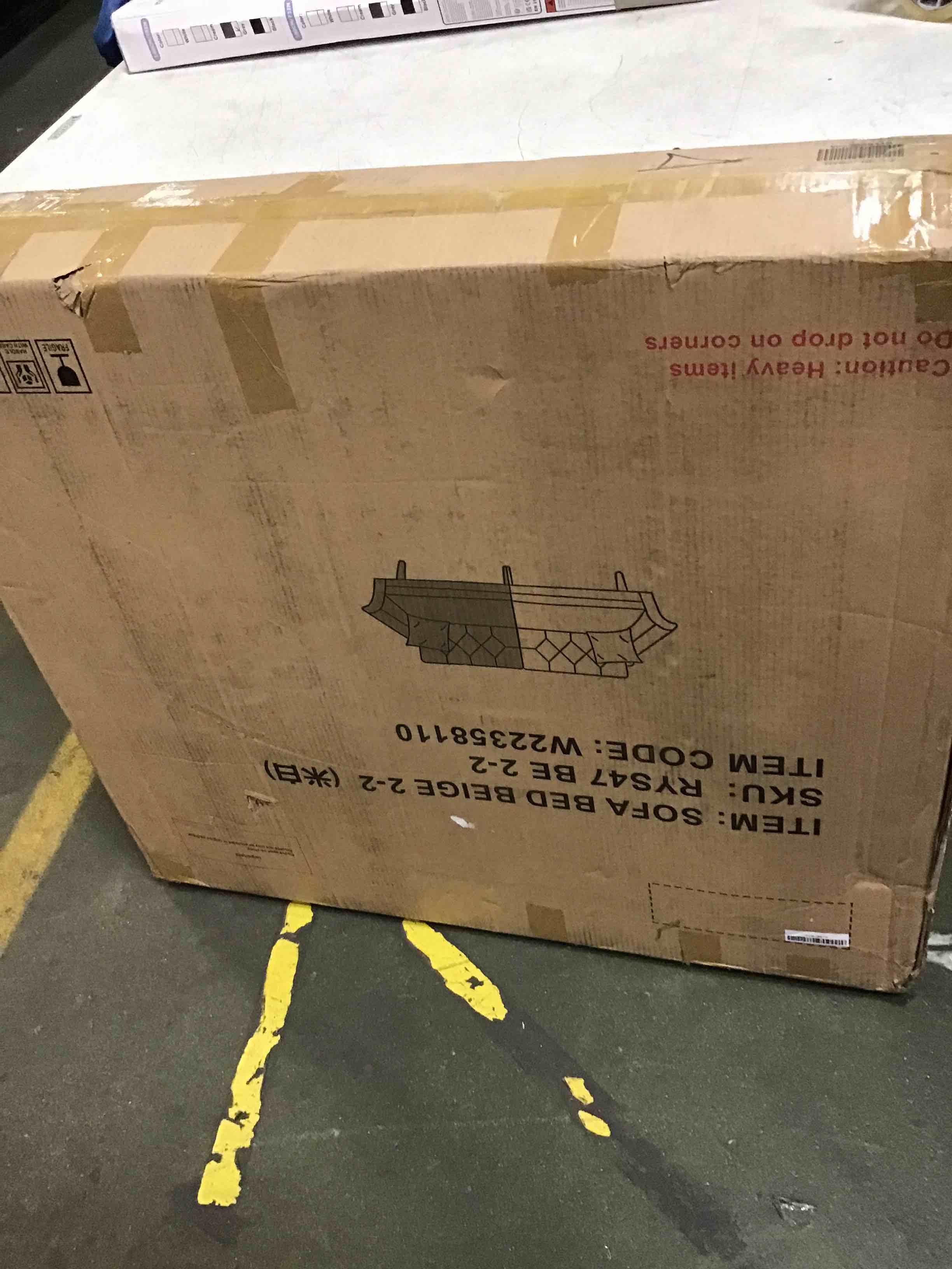https://s3.amazonaws.com/lotting-images-prod/bidfta/BLU5213294_1687891671844.jpeg