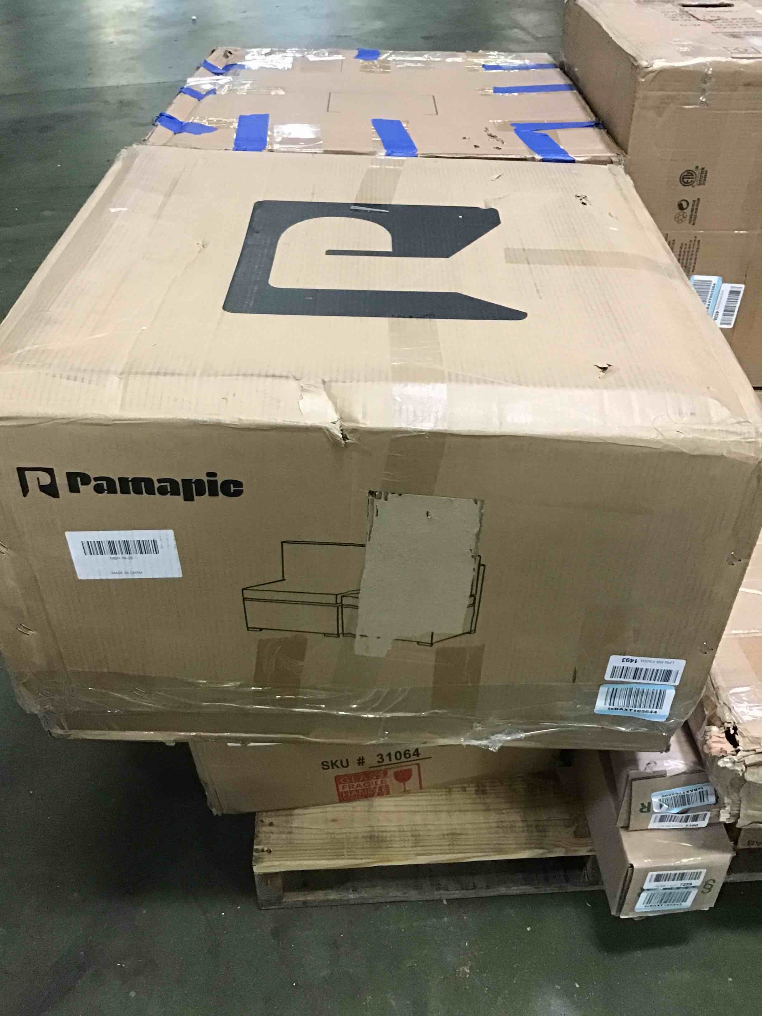 https://s3.amazonaws.com/lotting-images-prod/bidfta/BLU5213312_1687895708367.jpeg