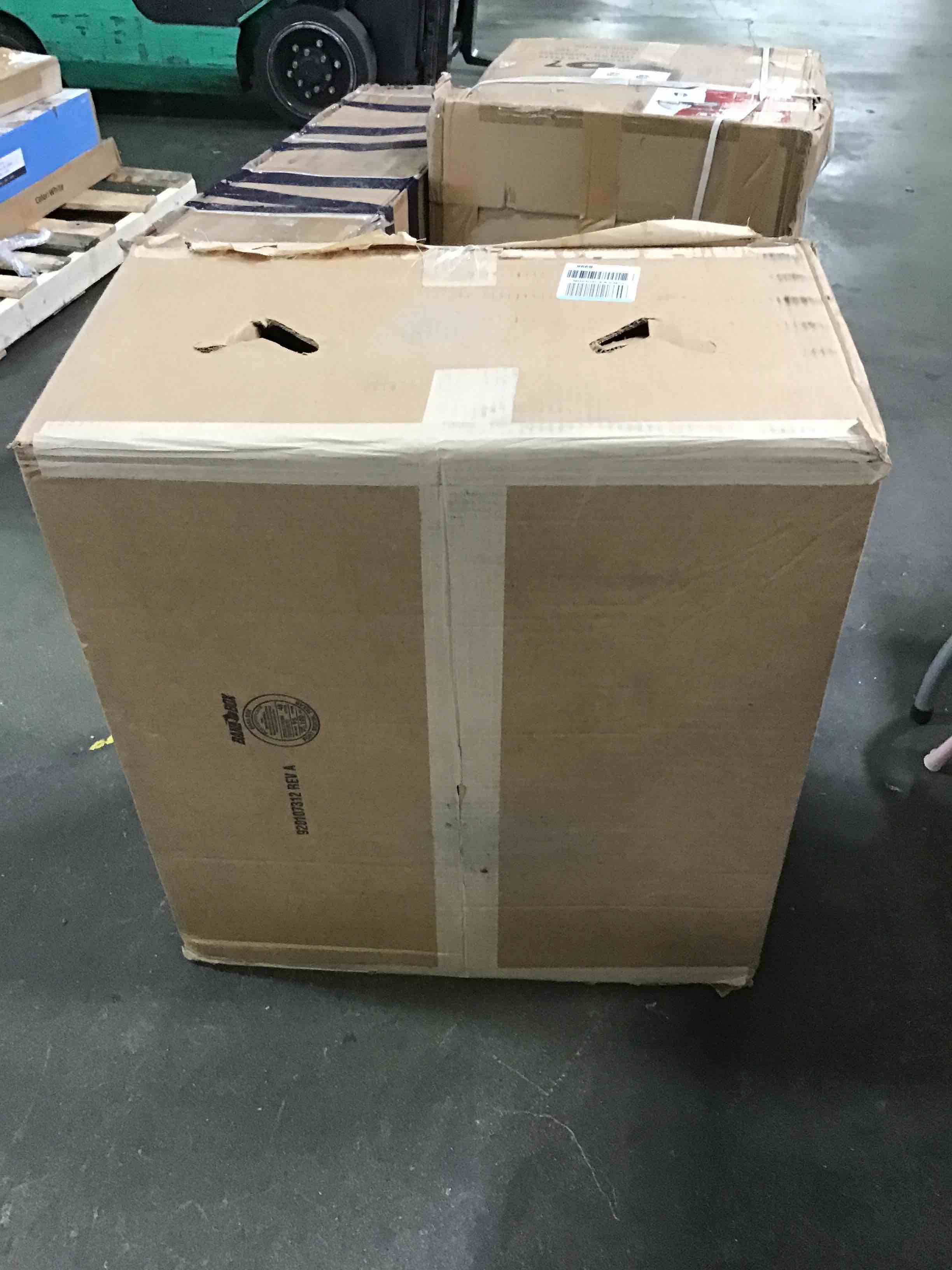 https://s3.amazonaws.com/lotting-images-prod/bidfta/BLU5213492_1687975094044.jpeg